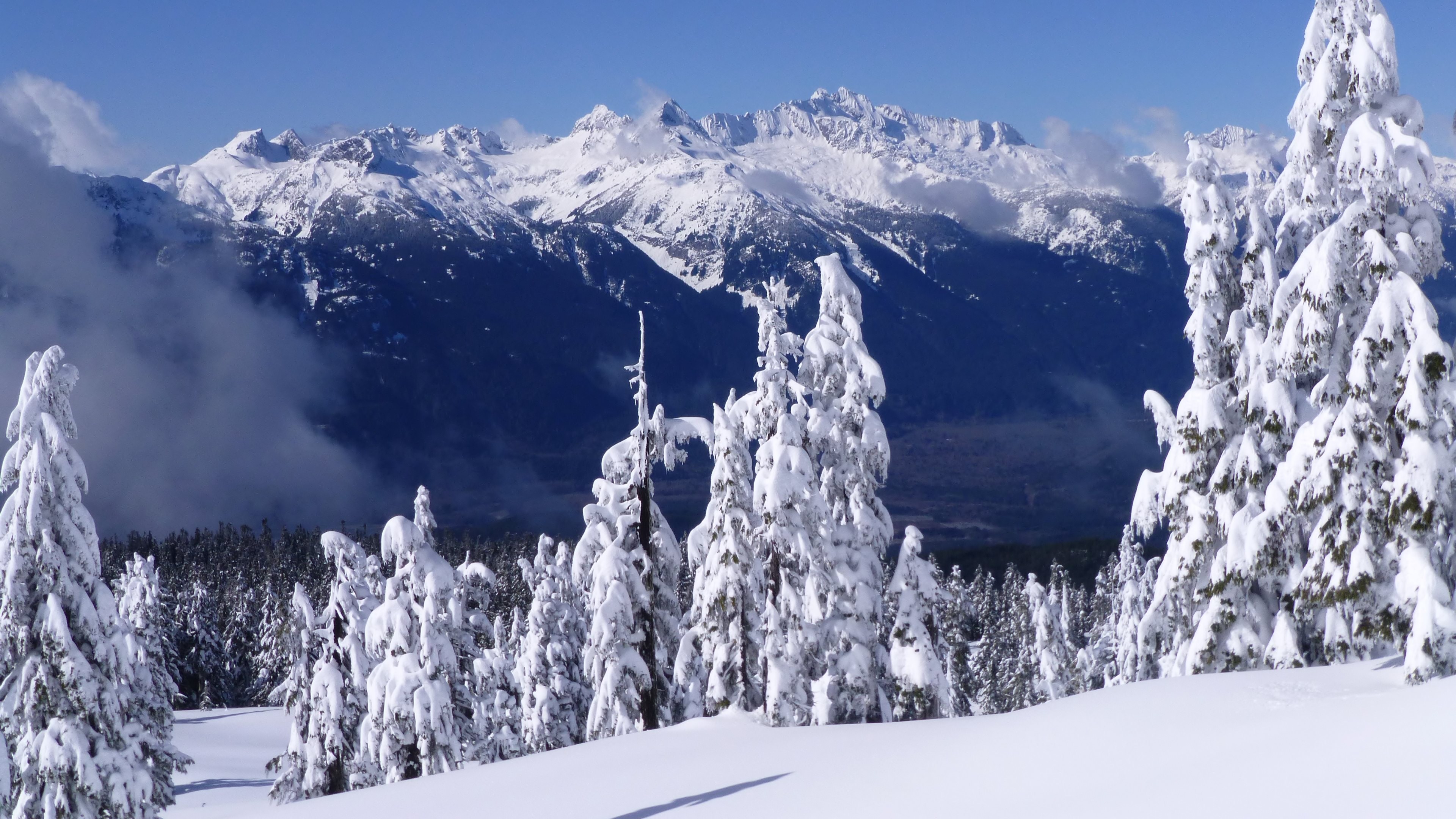 fond d'écran d'hiver 4k,montagne,neige,chaîne de montagnes,hiver,massif