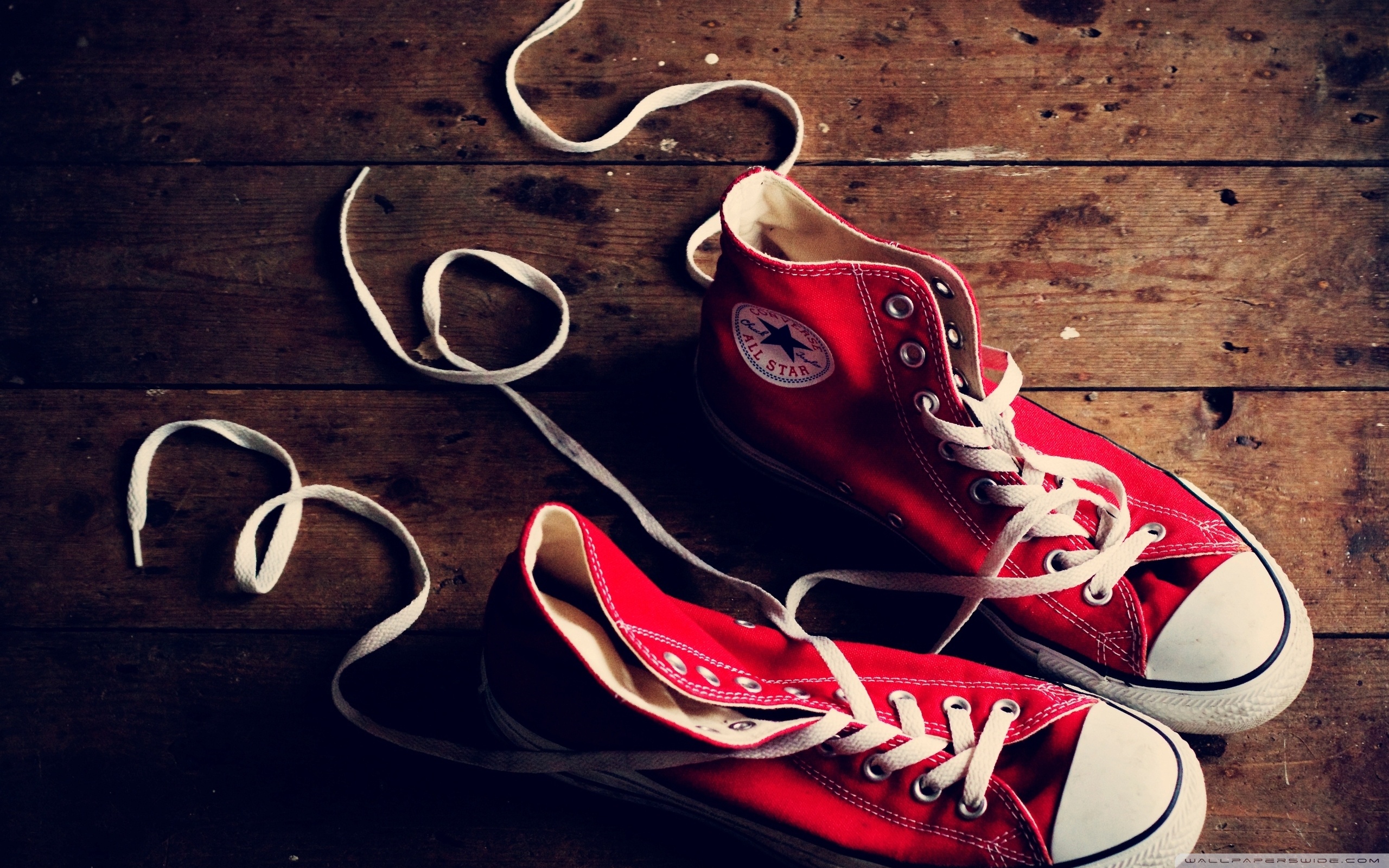 all red wallpaper,footwear,red,shoe,carmine,font (#394015) - WallpaperUse