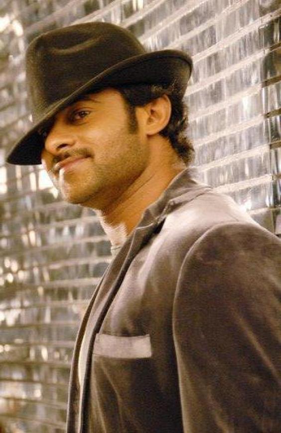 foto di prabhas,cappello,fedora,copricapo,cappello da cowboy,bombetta