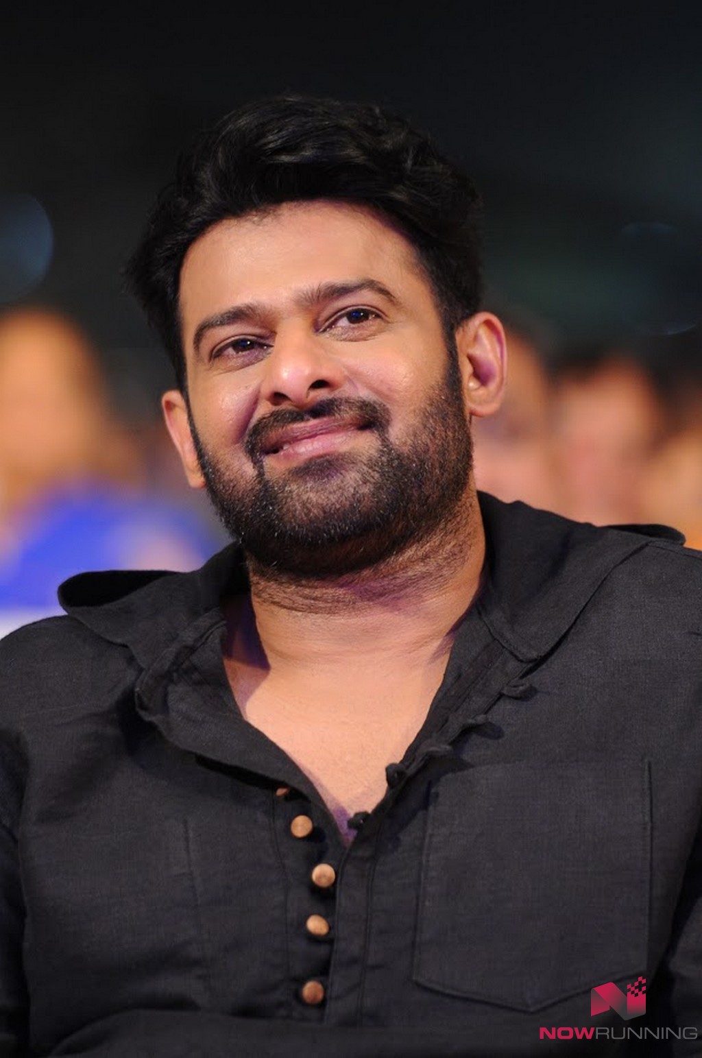 foto di prabhas,barba,baffi,fronte,evento