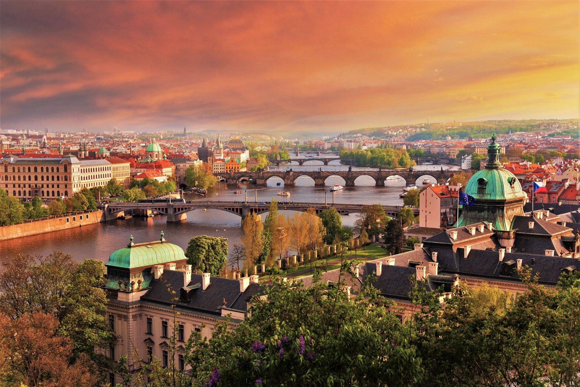 praga fondo de pantalla hd,ciudad,pueblo,paisaje urbano,cielo,área urbana