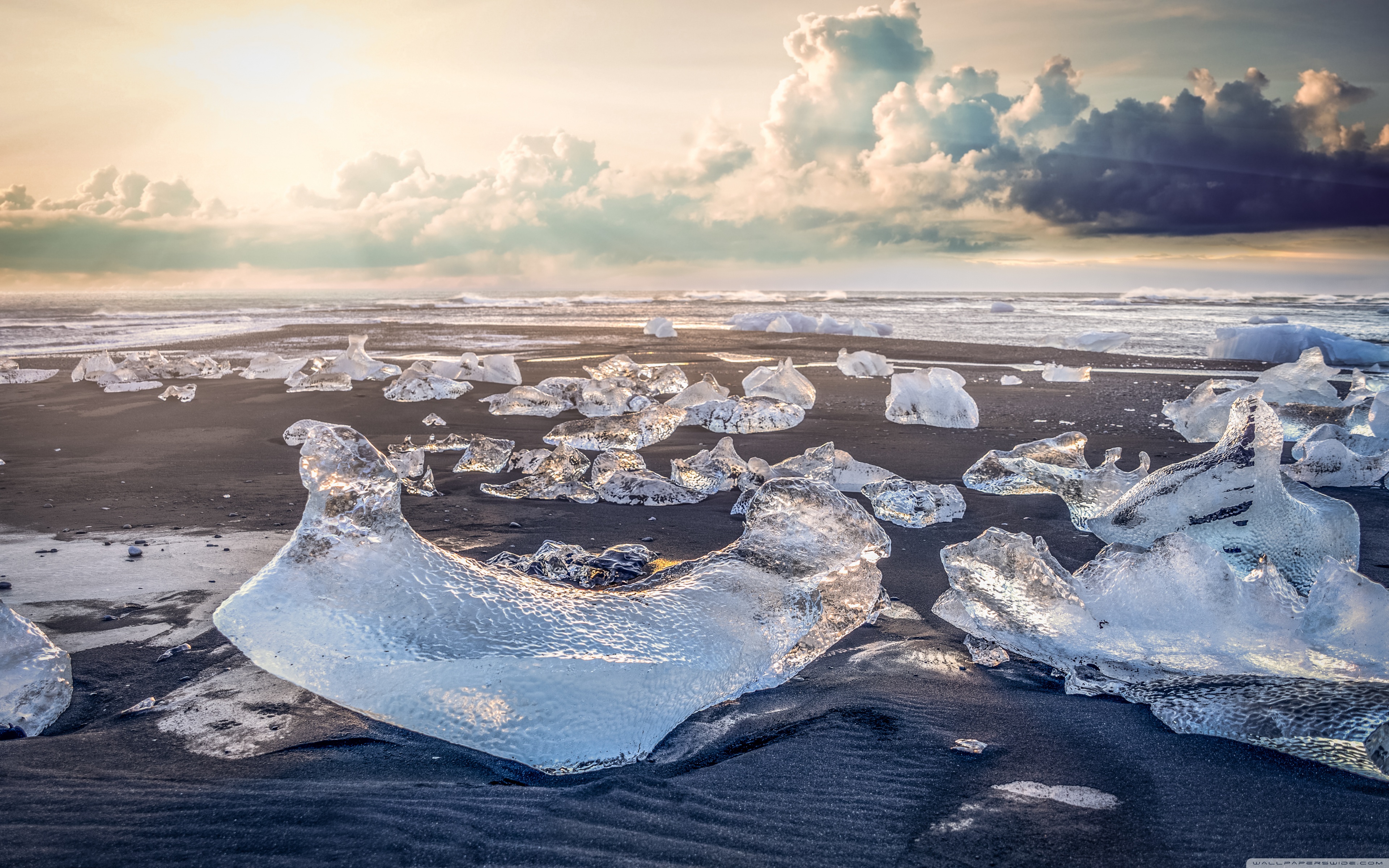 fond d'écran islandia,ciel,l'eau,nuage,paysage naturel,ressources en eau