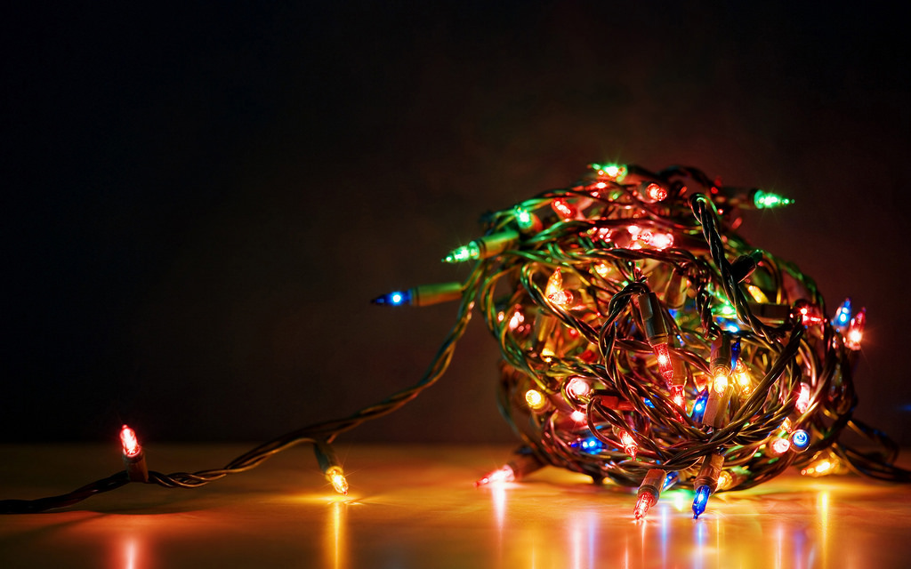 christmas wallpaper hd,light,lighting,christmas decoration,christmas lights,christmas ornament