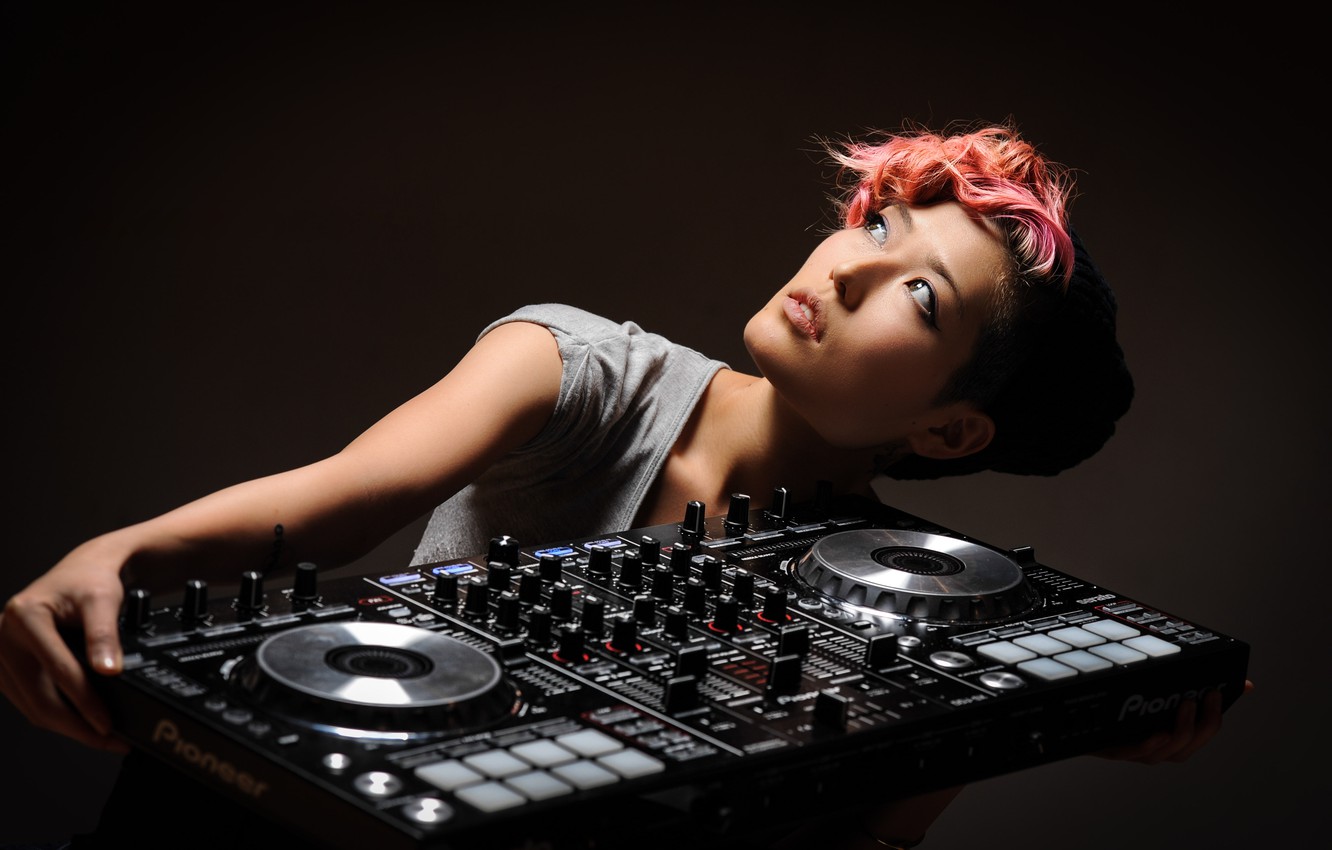 dj wallpaper,electronics,disc jockey,beauty,audio equipment,technology