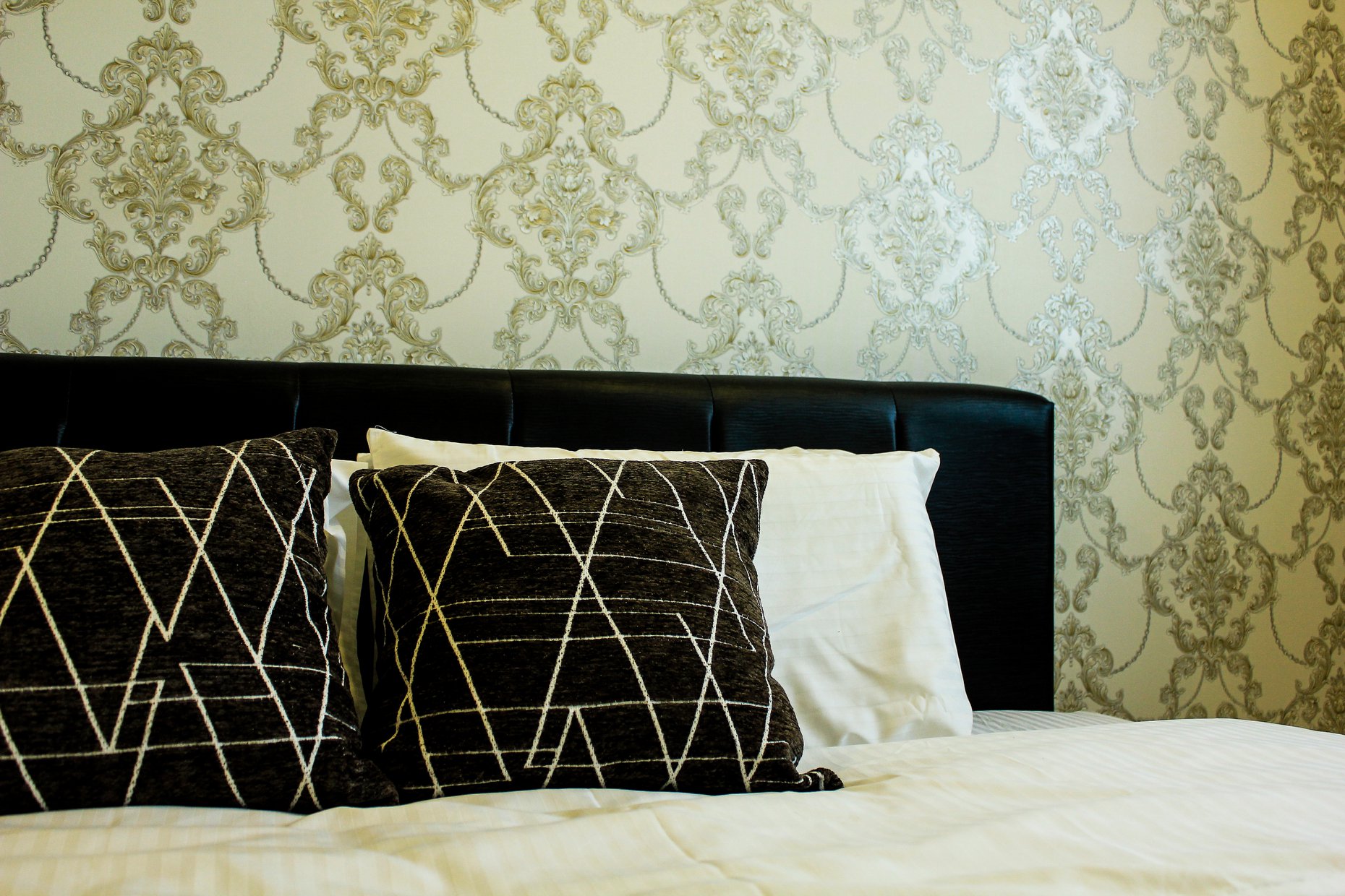 korean wallpaper,room,wall,bedroom,furniture,bed frame (#46796