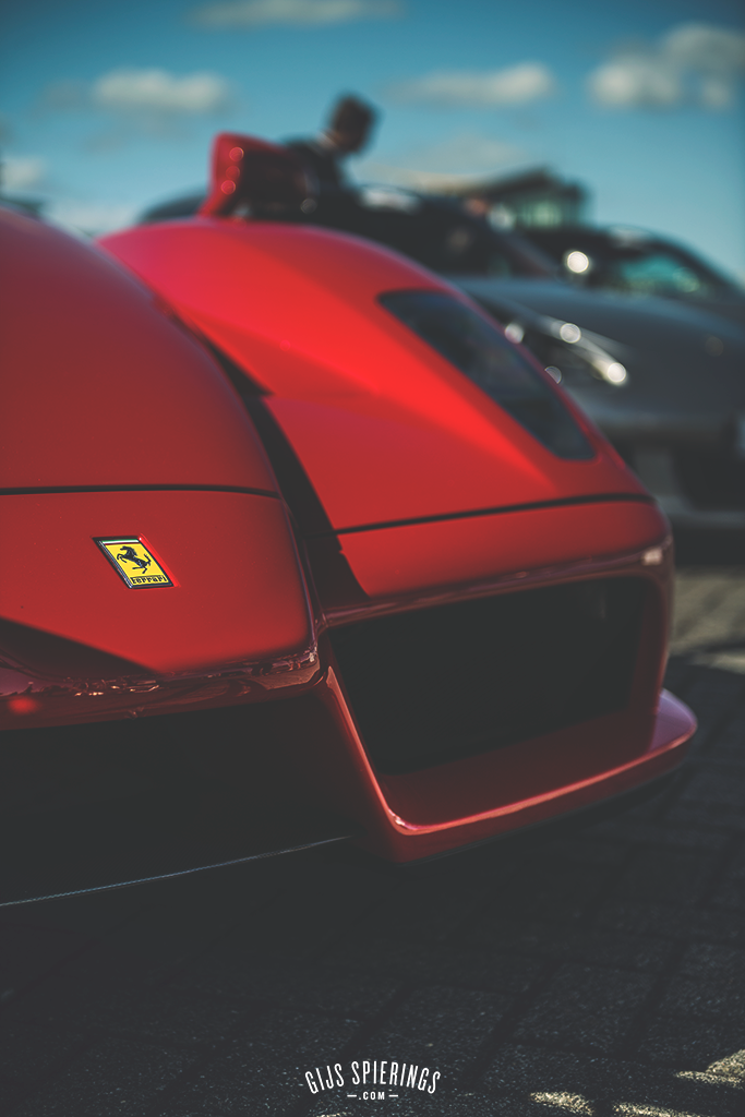 ferrari wallpaper,land vehicle,vehicle,car,supercar,red