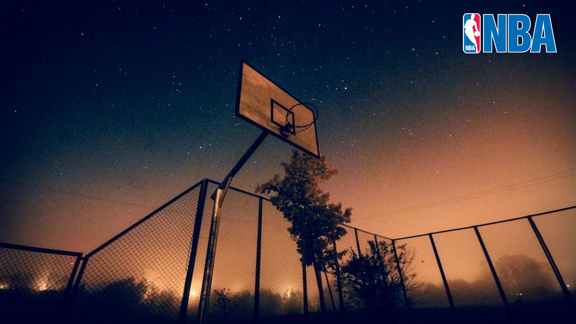 fonds d'écran de basket ball,ciel,terrain de basketball,basketball,nuit,nuage