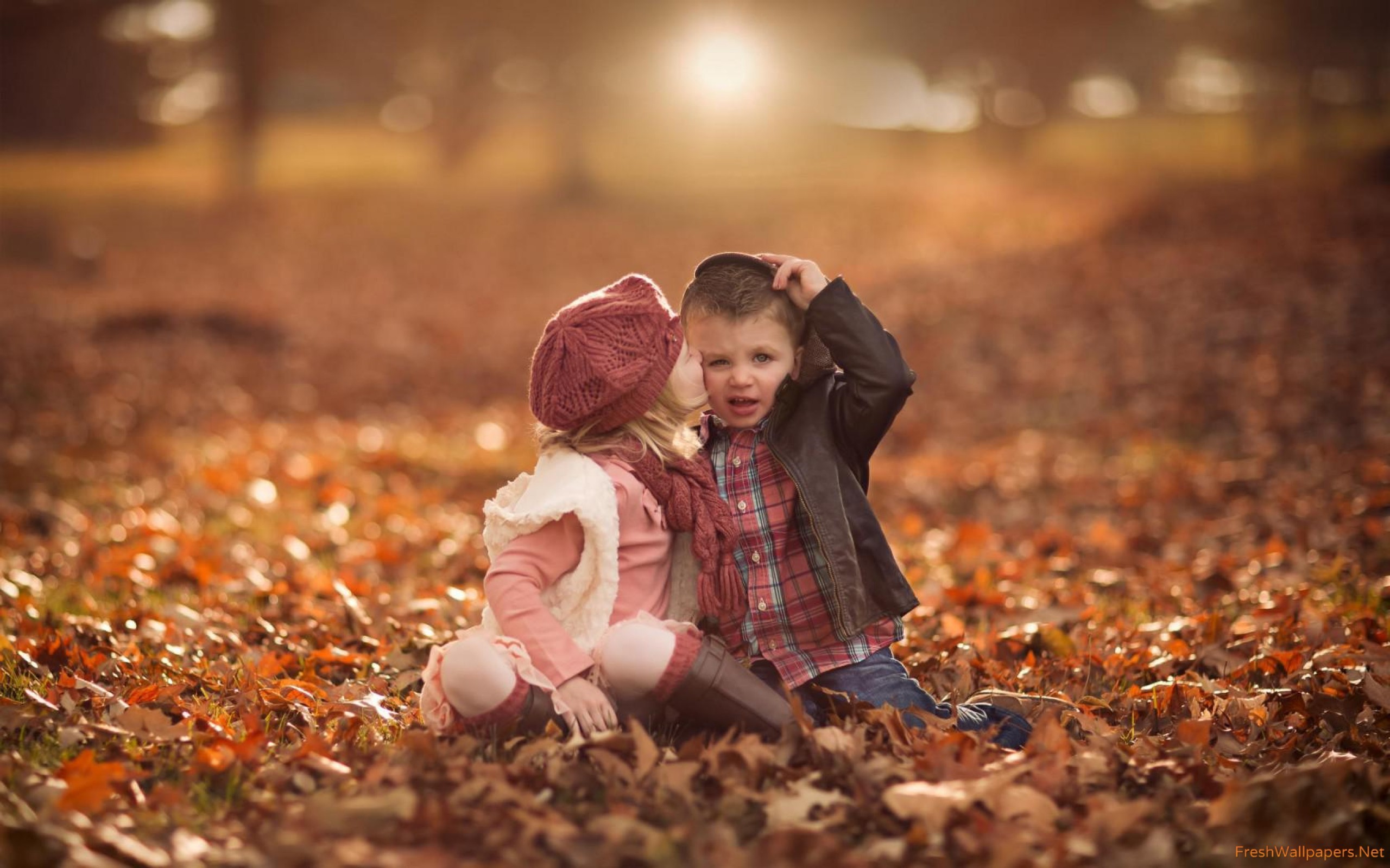 fond d'écran fille hd,photographier,feuille,l'automne,enfant,amour