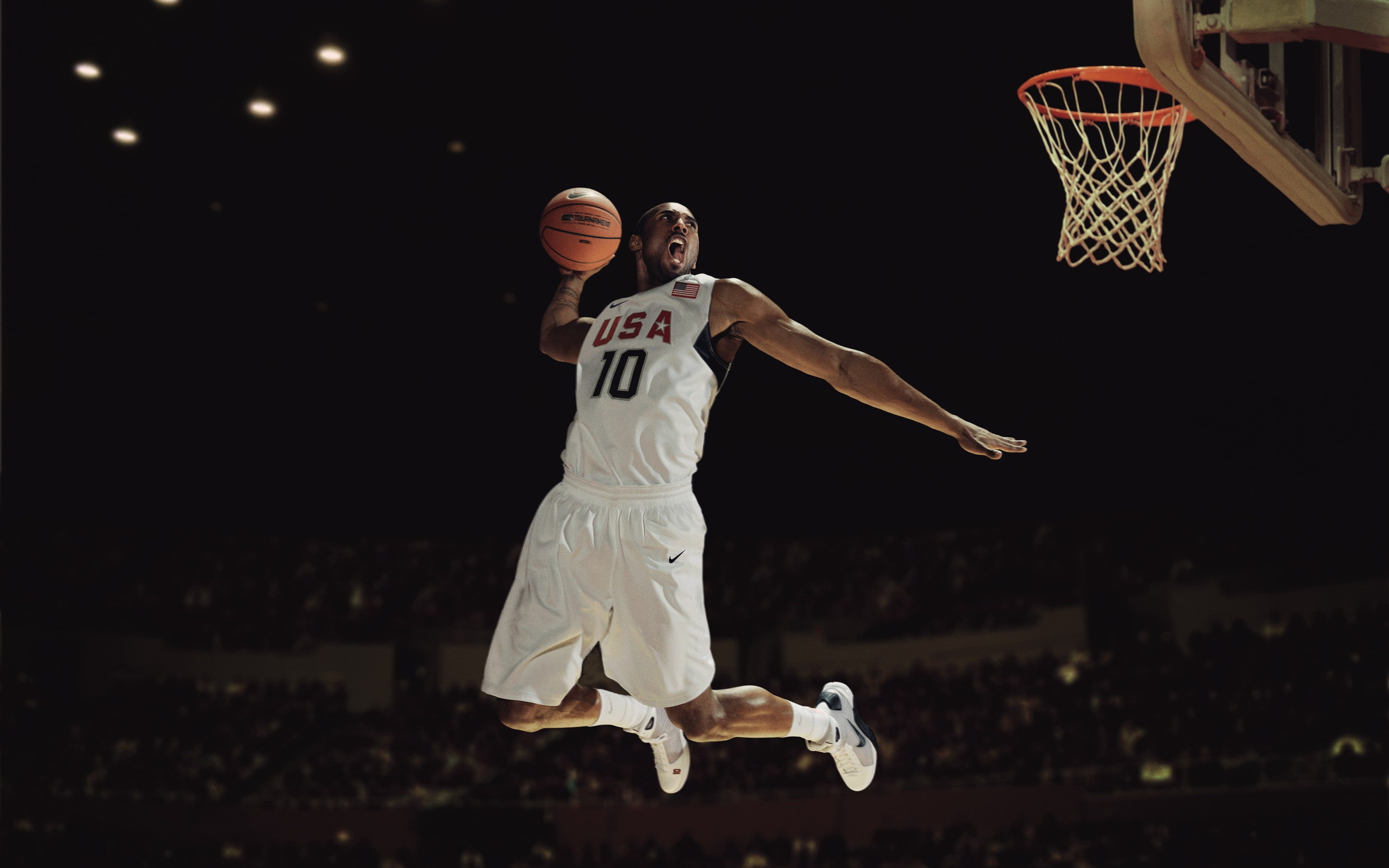 fondo de pantalla de kobe bryant,movimientos de baloncesto,jugador de baloncesto,baloncesto,baloncesto,cancha de baloncesto