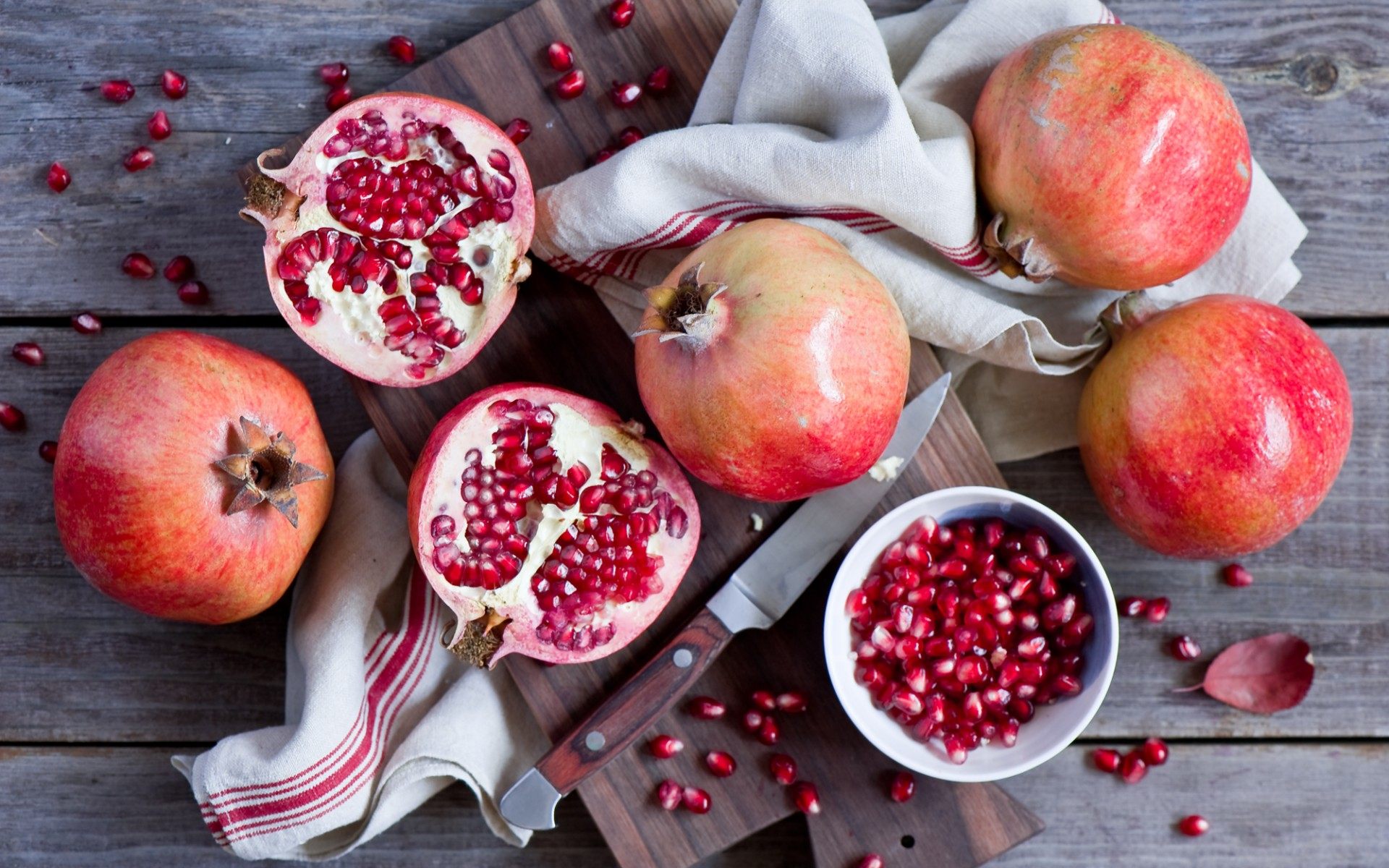pomegranate wallpaper,food,pomegranate,natural foods,fruit,superfood