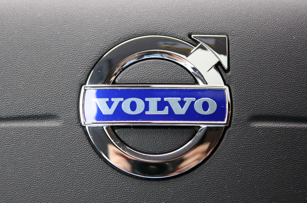 volvo wallpaper hd,logo,vehicle,car,wheel,trademark