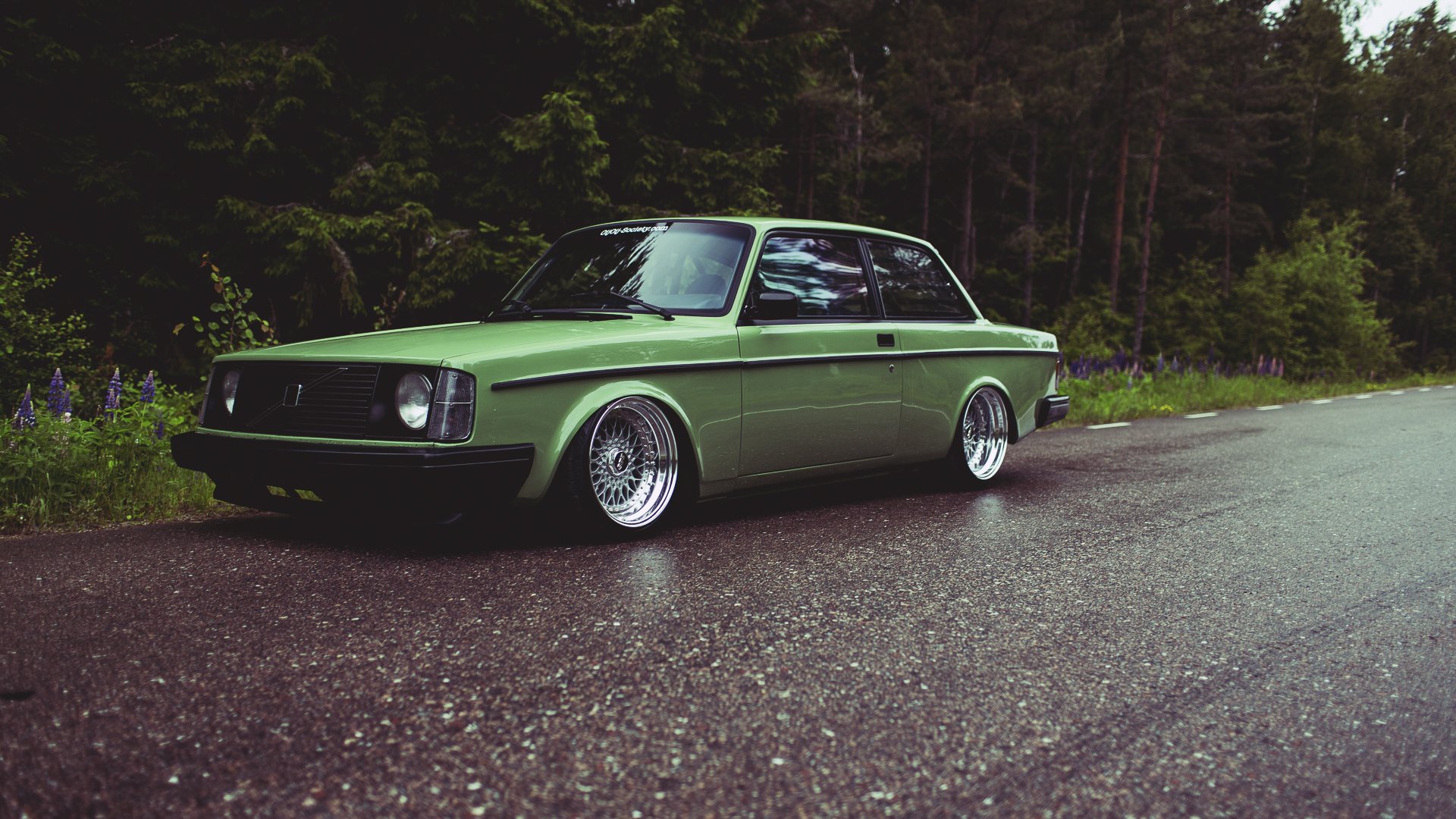 volvo 240 wallpaper,land vehicle,vehicle,car,sedan,classic car