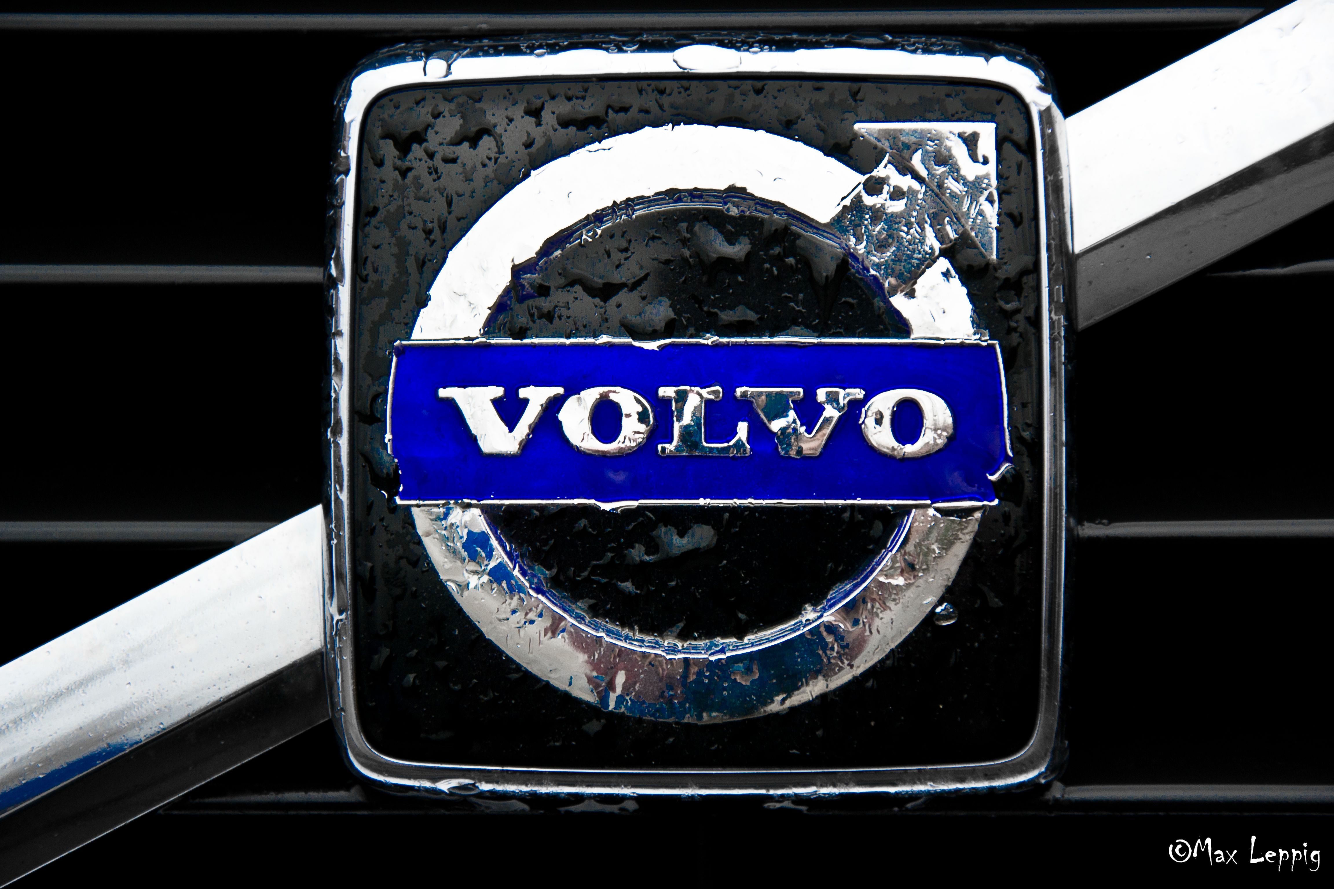 Free Volvo Logo Wallpaper Volvo Logo Wallpaper Download Wallpaperuse 1