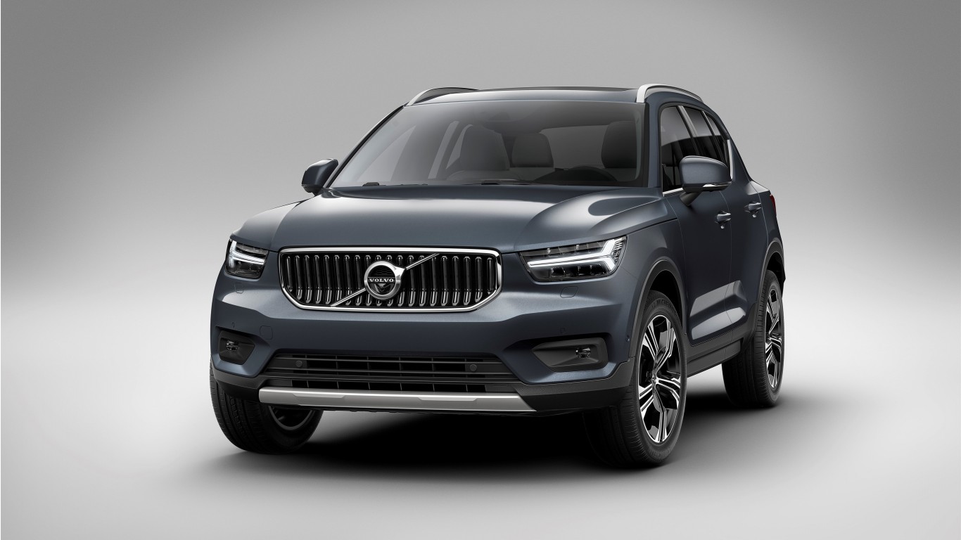 volvo car wallpaper,land vehicle,vehicle,car,motor vehicle,automotive design