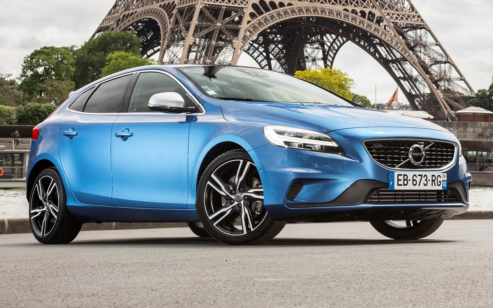 fond d'écran volvo v40,véhicule terrestre,véhicule,voiture,volvo v40,hayon