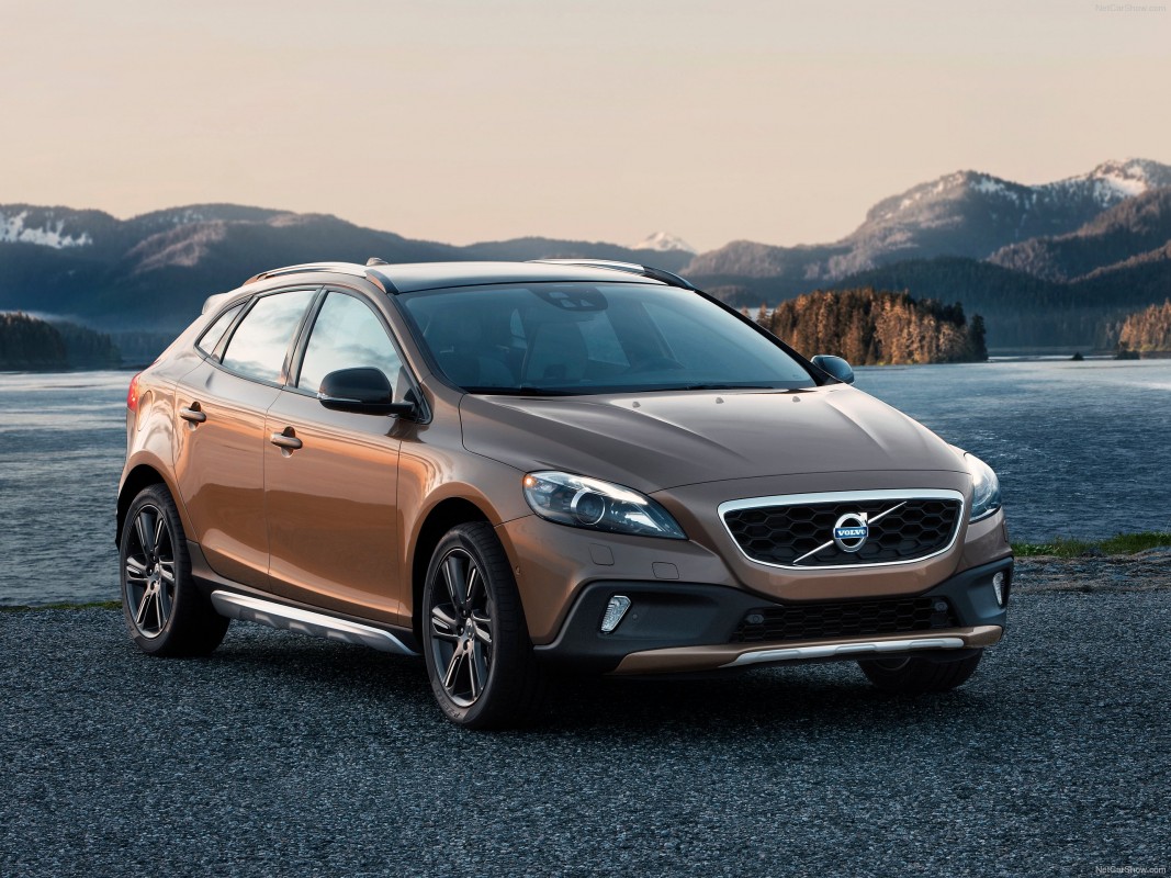 volvo v40 wallpaper,land vehicle,vehicle,car,volvo cars,volvo v40