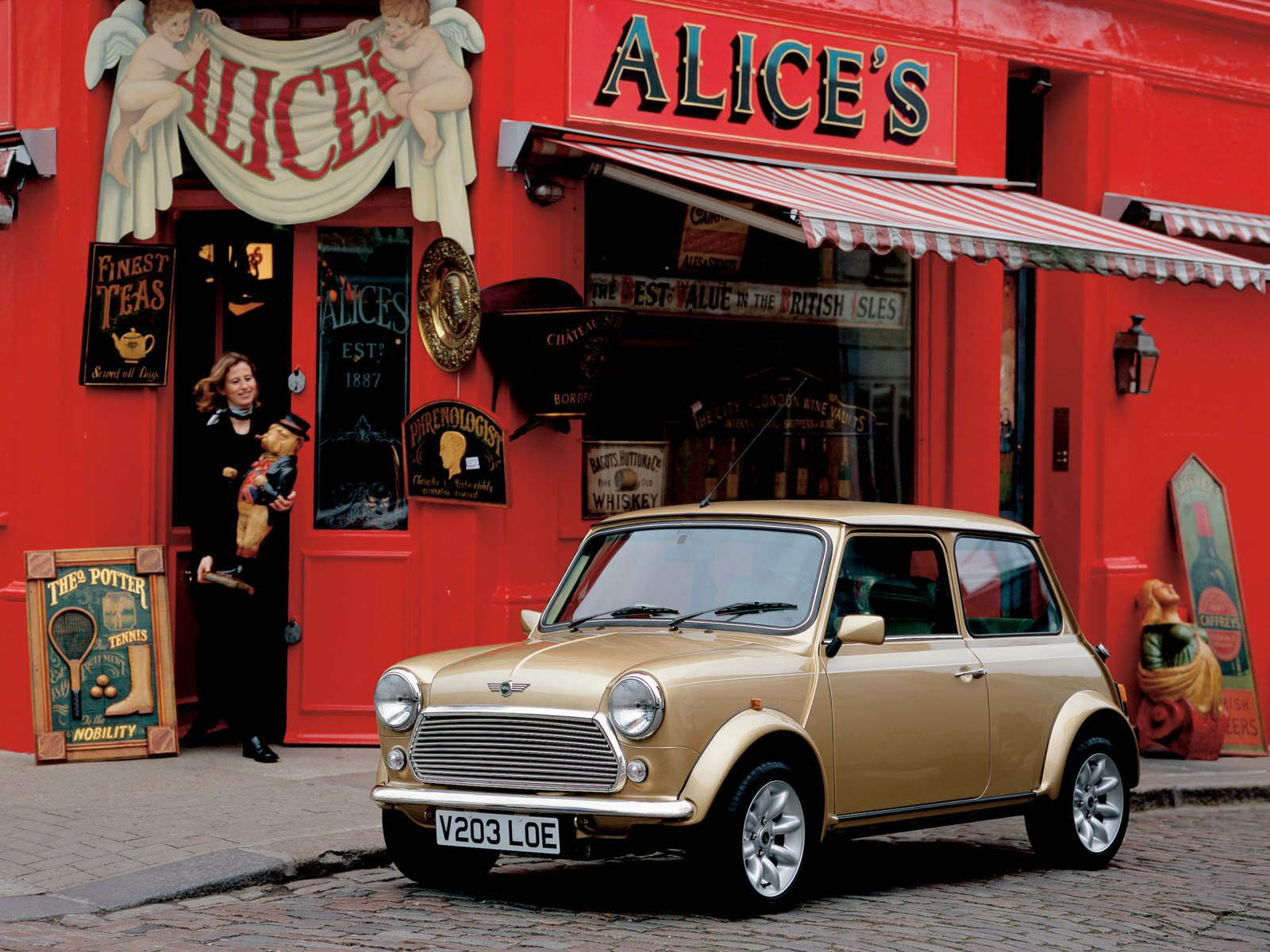 classic mini wallpaper,land vehicle,vehicle,motor vehicle,car,mini