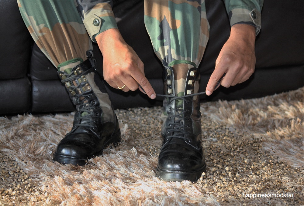 fondo de pantalla de amor con edición de nombre,calzado,bota,bota de montar,zapato,bota de moto