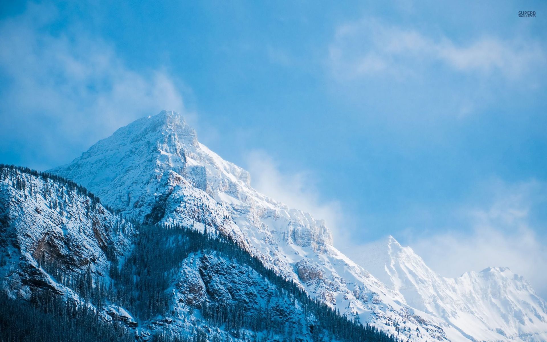 fond d'écran de montagne bleue,montagne,ciel,chaîne de montagnes,la nature,crête