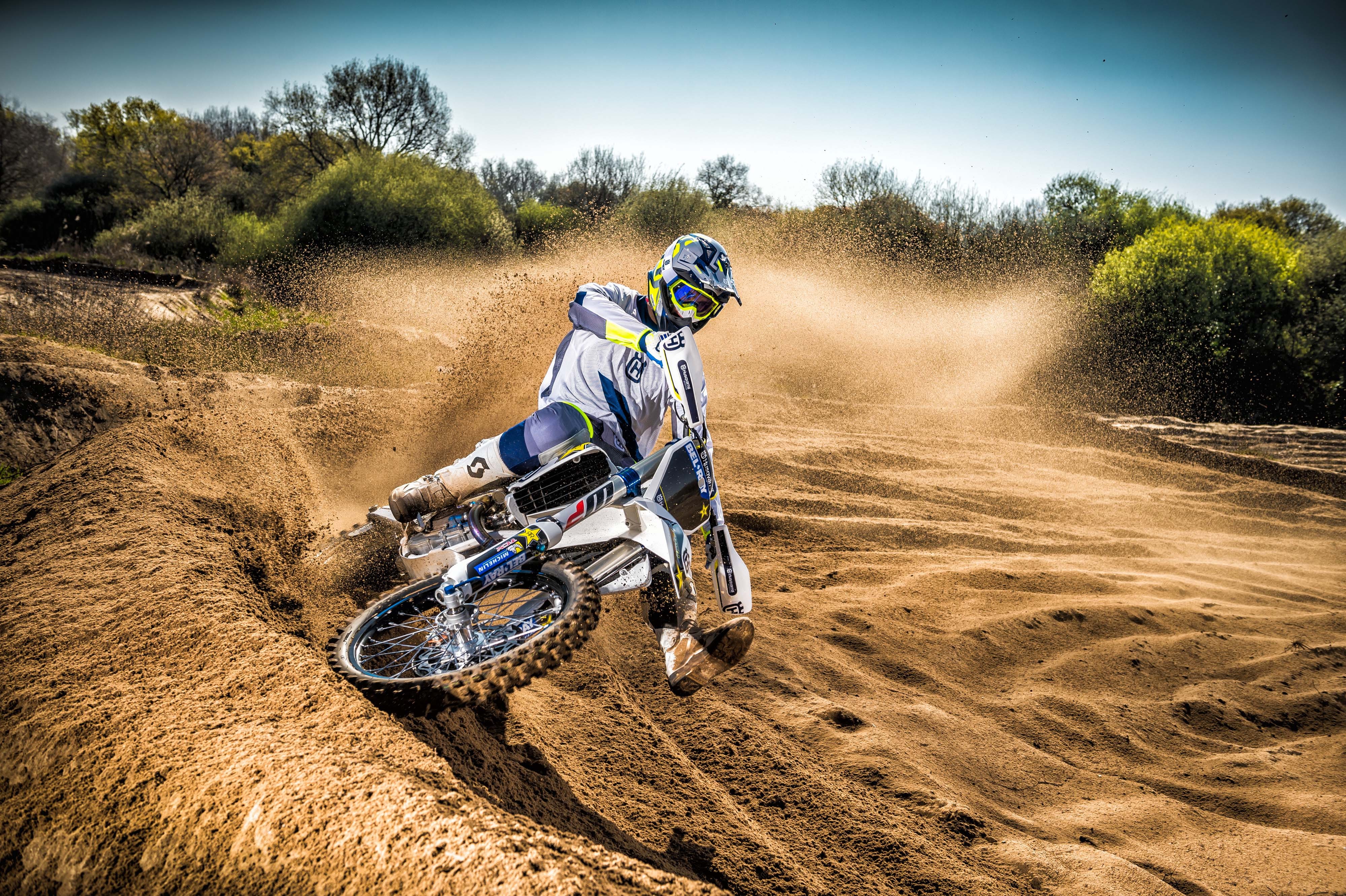 motocross wallpaper android,vehicle,sports,downhill mountain biking,soil,extreme sport