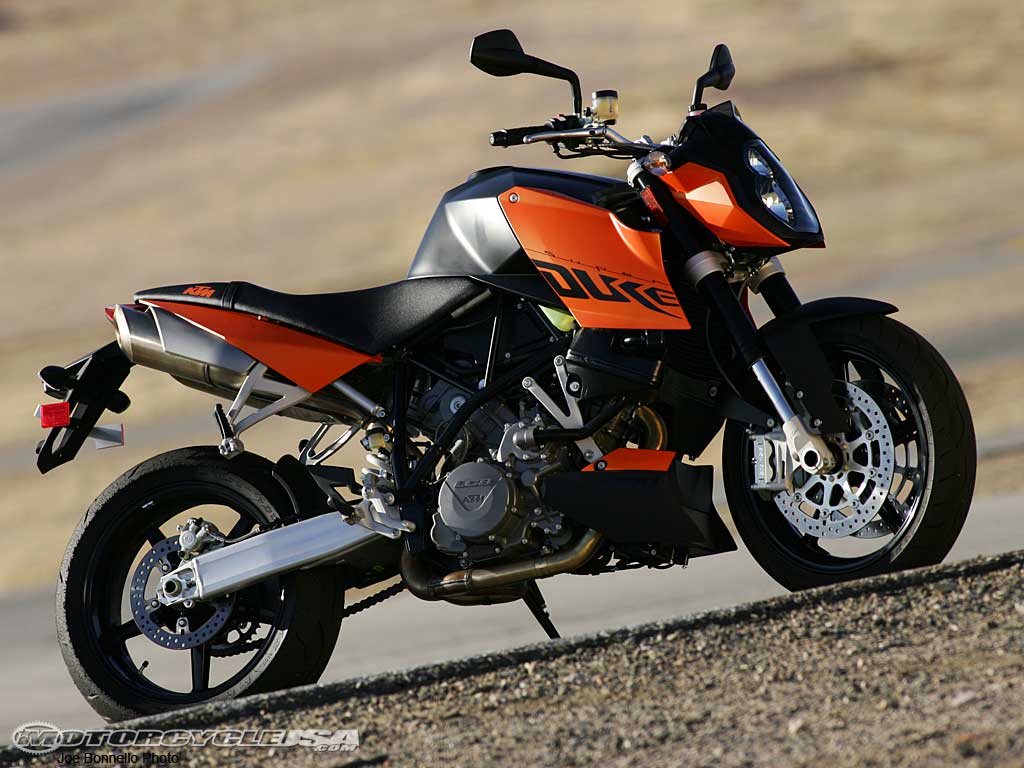 ktm duke 125 wallpaper,land vehicle,vehicle,motorcycle,car,automotive exhaust