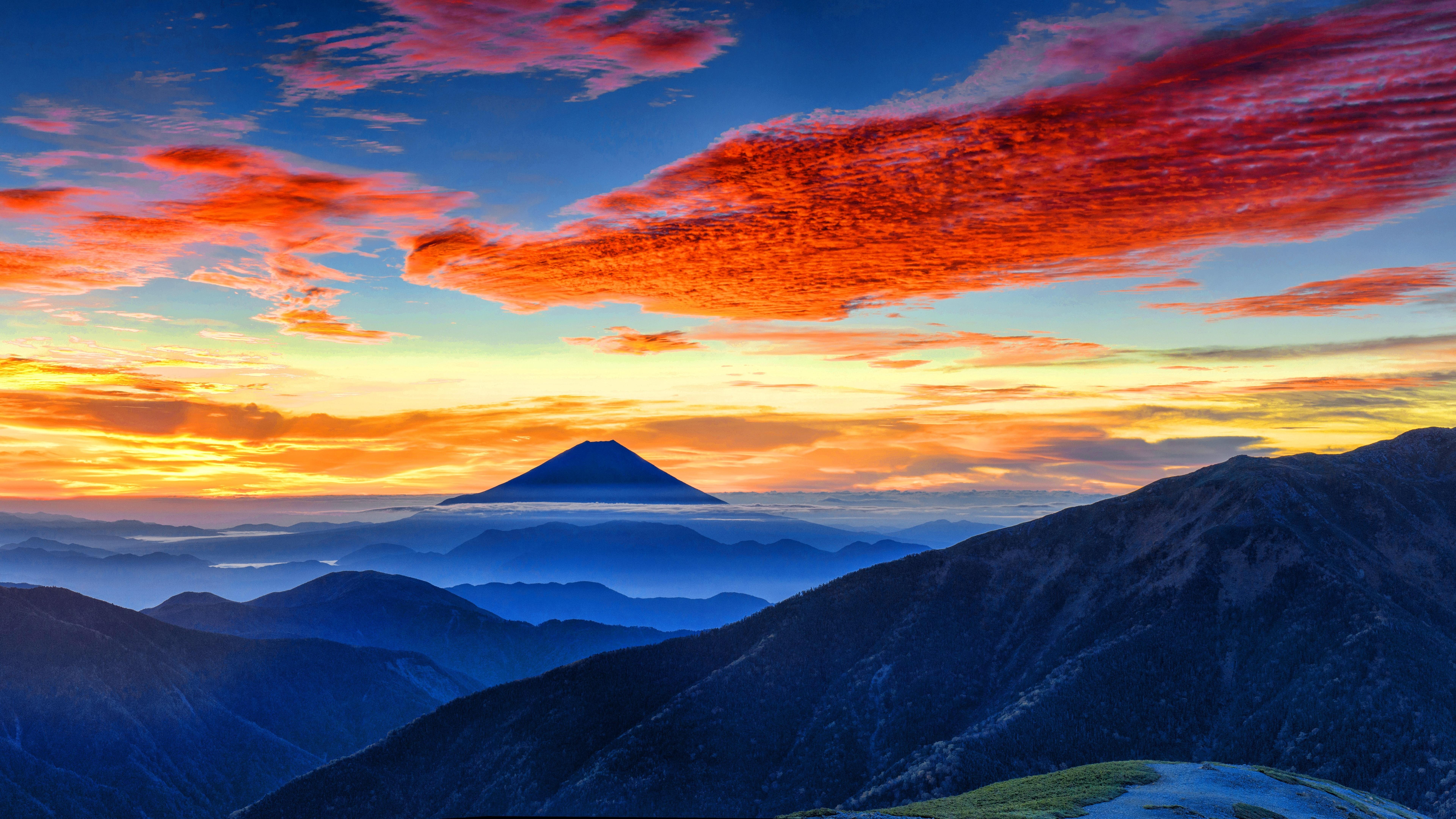 fond d'écran em 4k,ciel,montagne,la nature,paysage naturel,chaîne de montagnes