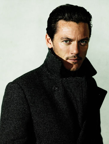 luke evans wallpaper,hair,suit,hairstyle,chin,forehead