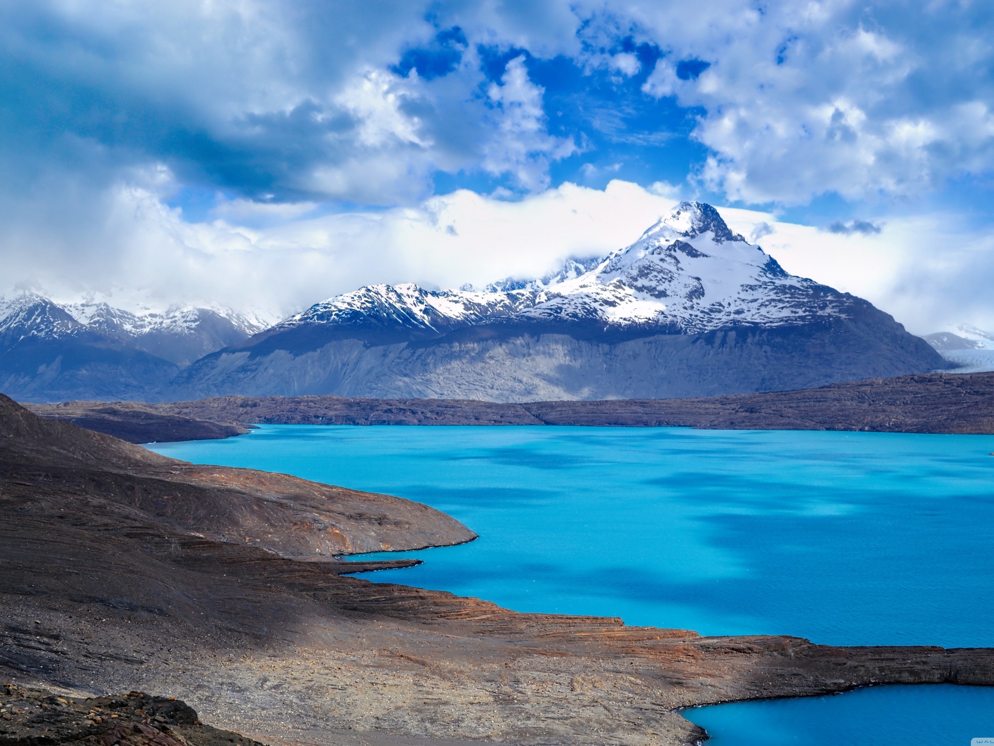 fondo de pantalla 4k ipad,paisaje natural,cuerpo de agua,naturaleza,montaña,cielo