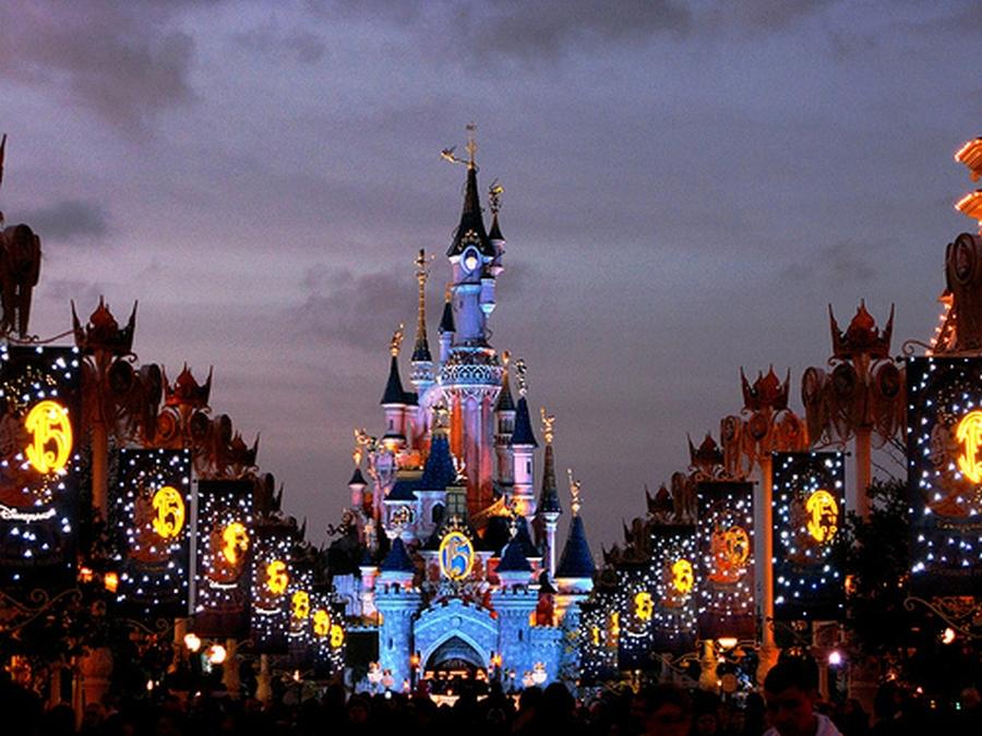 disneyland paris wallpaper,landmark,metropolis,metropolitan area,night,amusement park