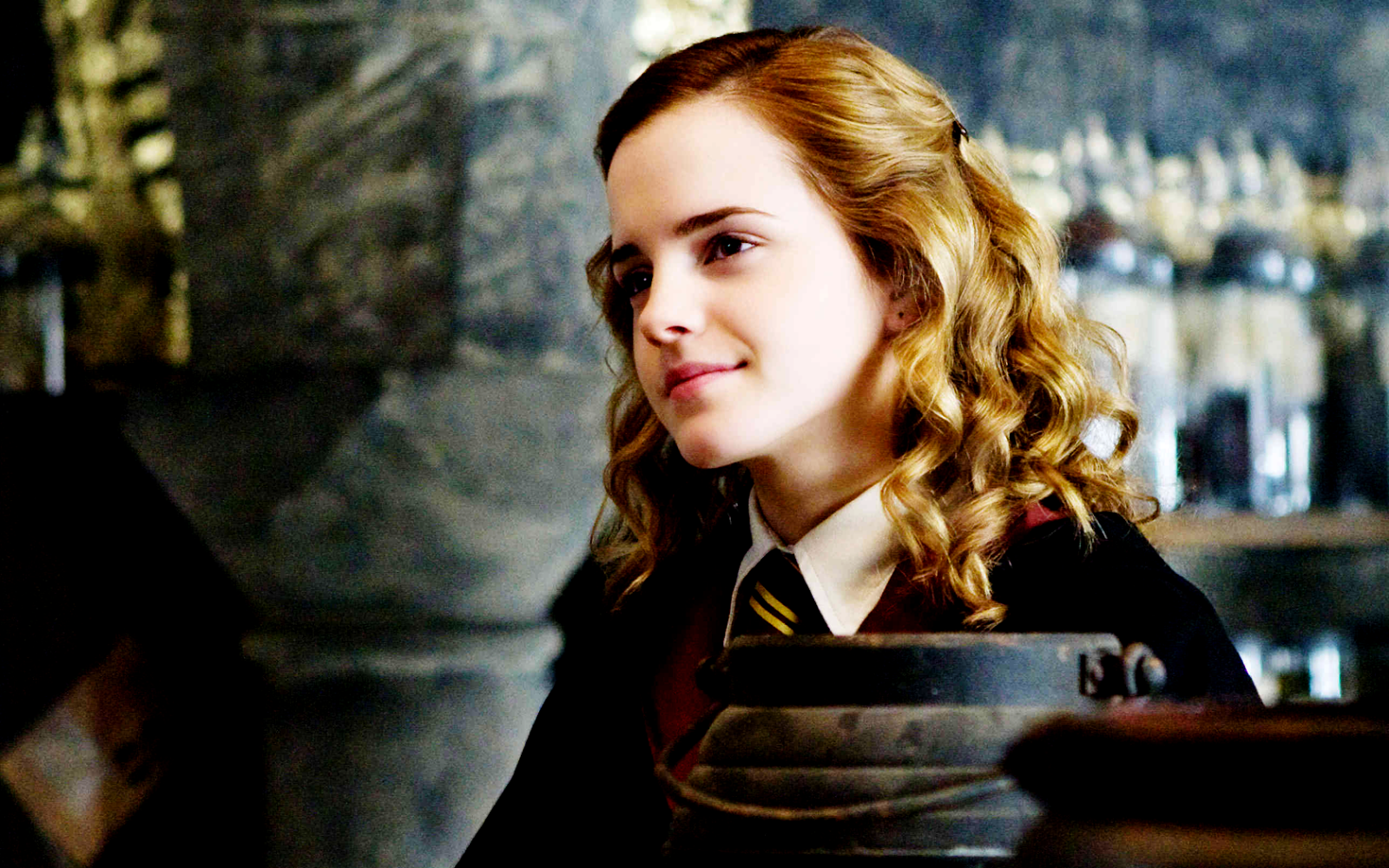 hermione granger fondos de pantalla hd,fotografía,sonrisa,fotografía de retrato