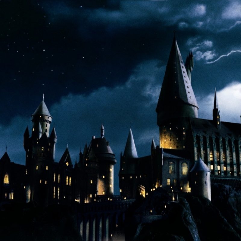 best harry potter wallpapers,sky,landmark,night,town,light