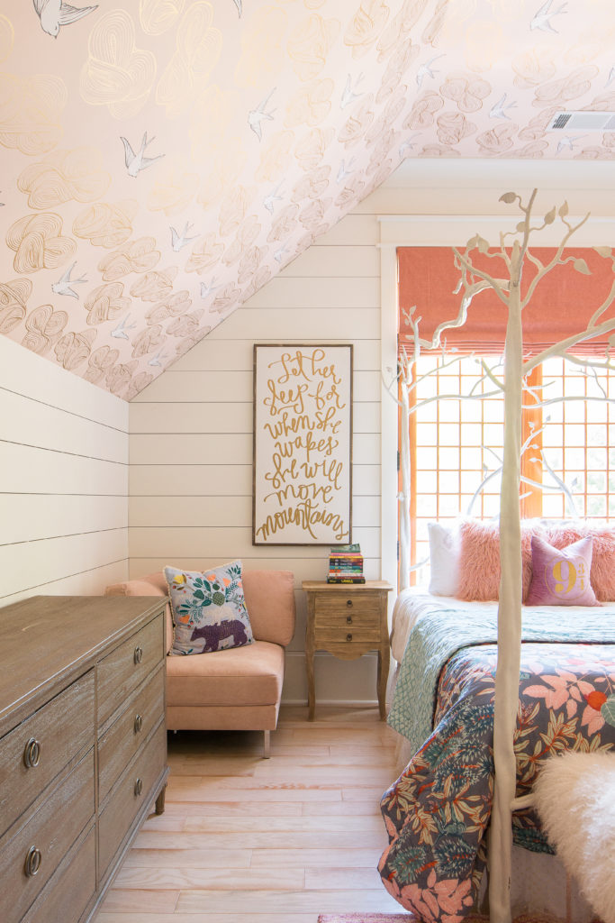 harry potter bedroom wallpaper,room,furniture,wall,property,interior design