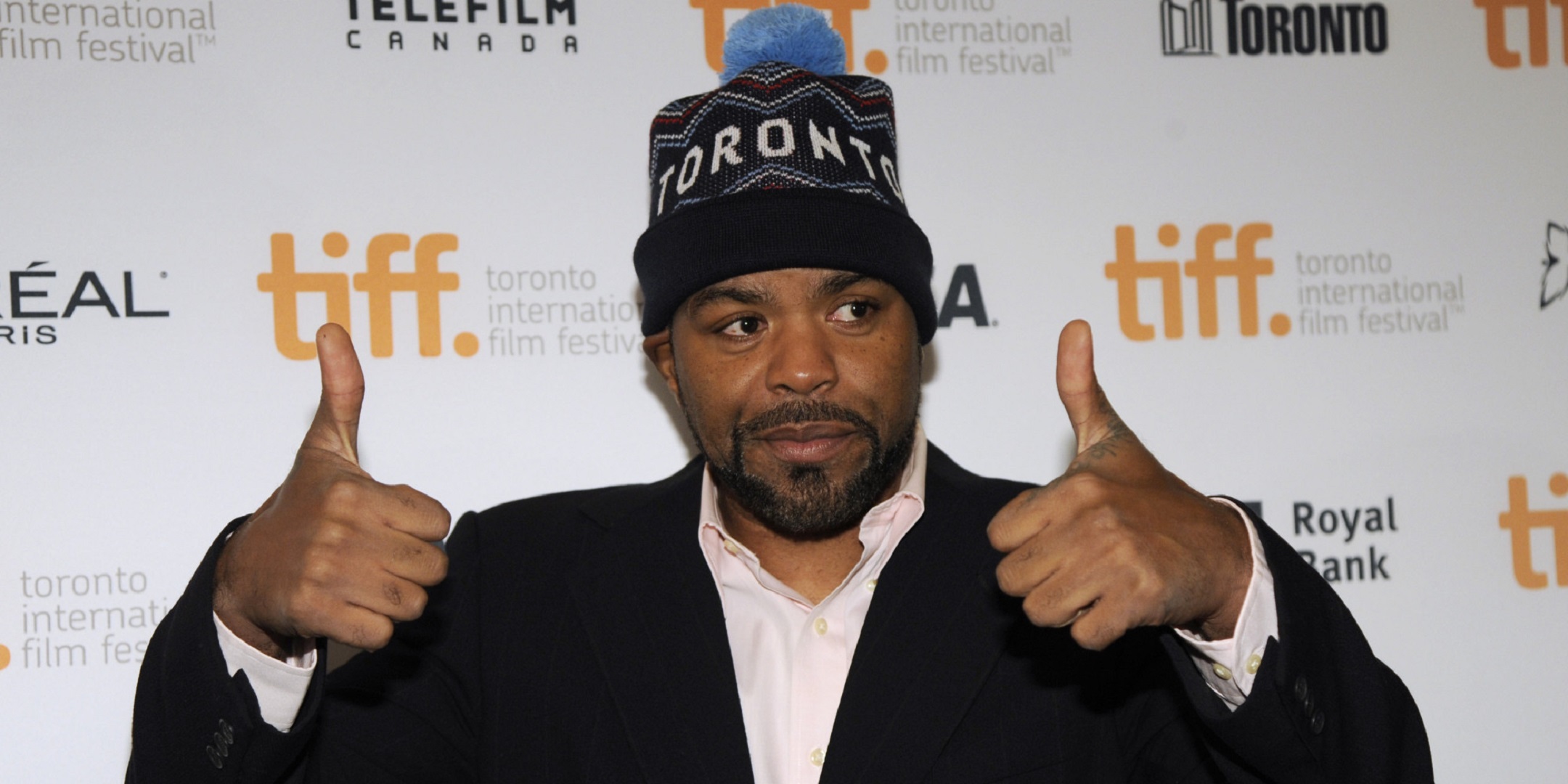 method man wallpaper,finger,thumb,gesture,sign language