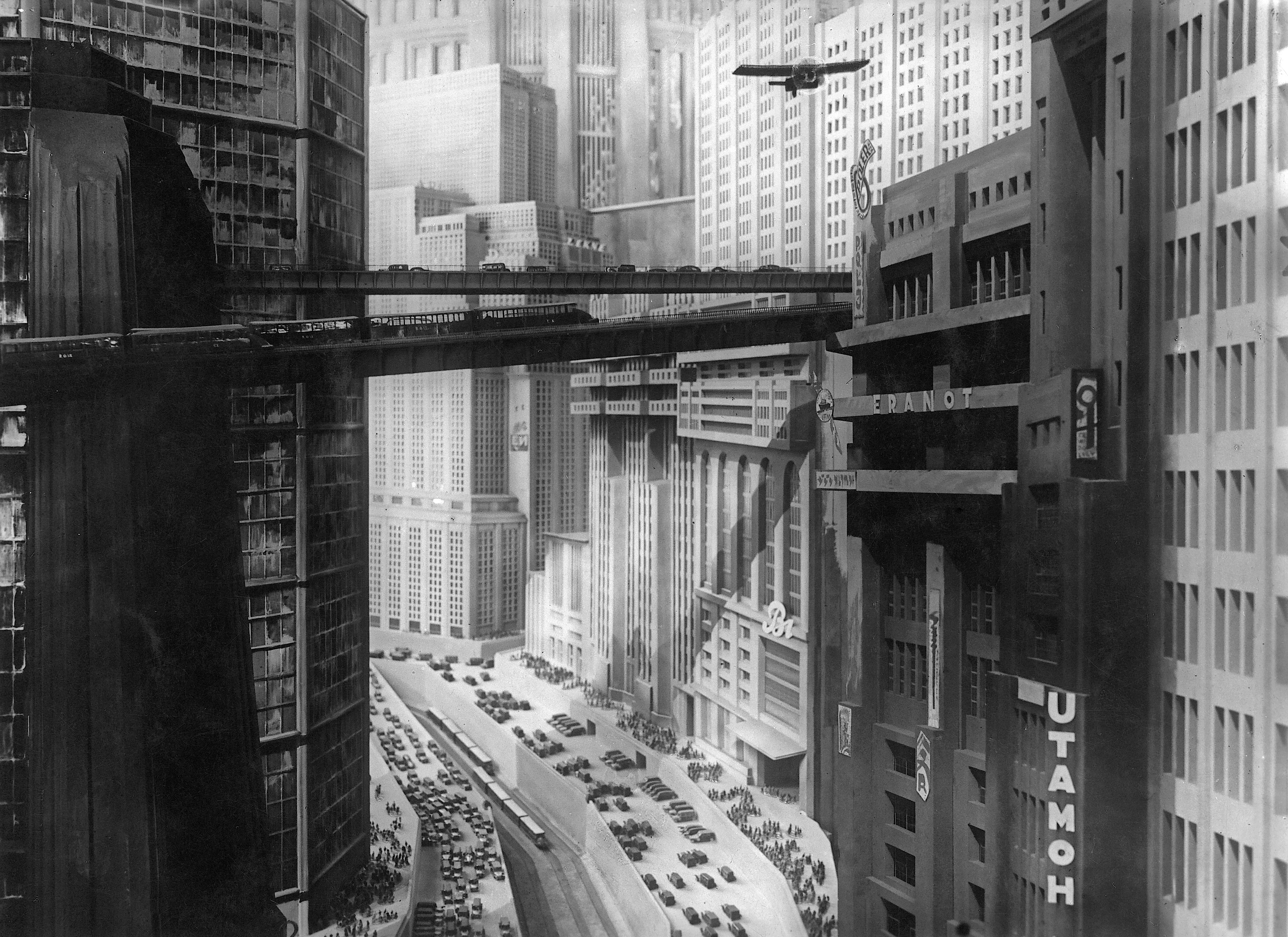 fondo de pantalla de metrópolis,edificio,área urbana,en blanco y negro,instantánea,arquitectura