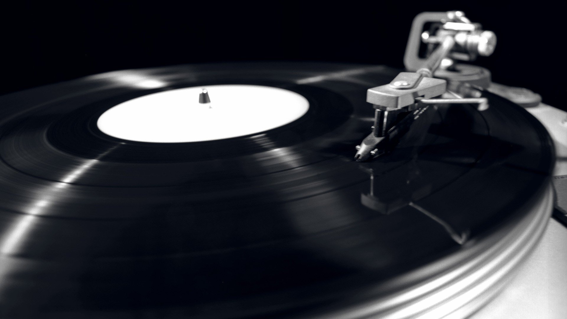 record wallpaper,black,gramophone record,electronics,record player,black and white