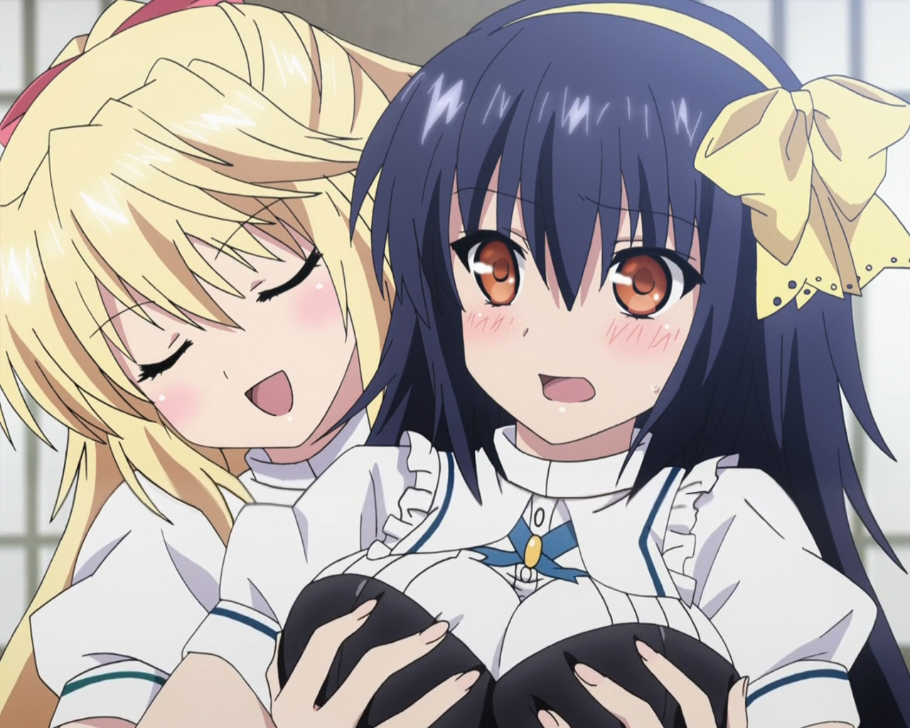 live wallpaper bouncing anime boobs
