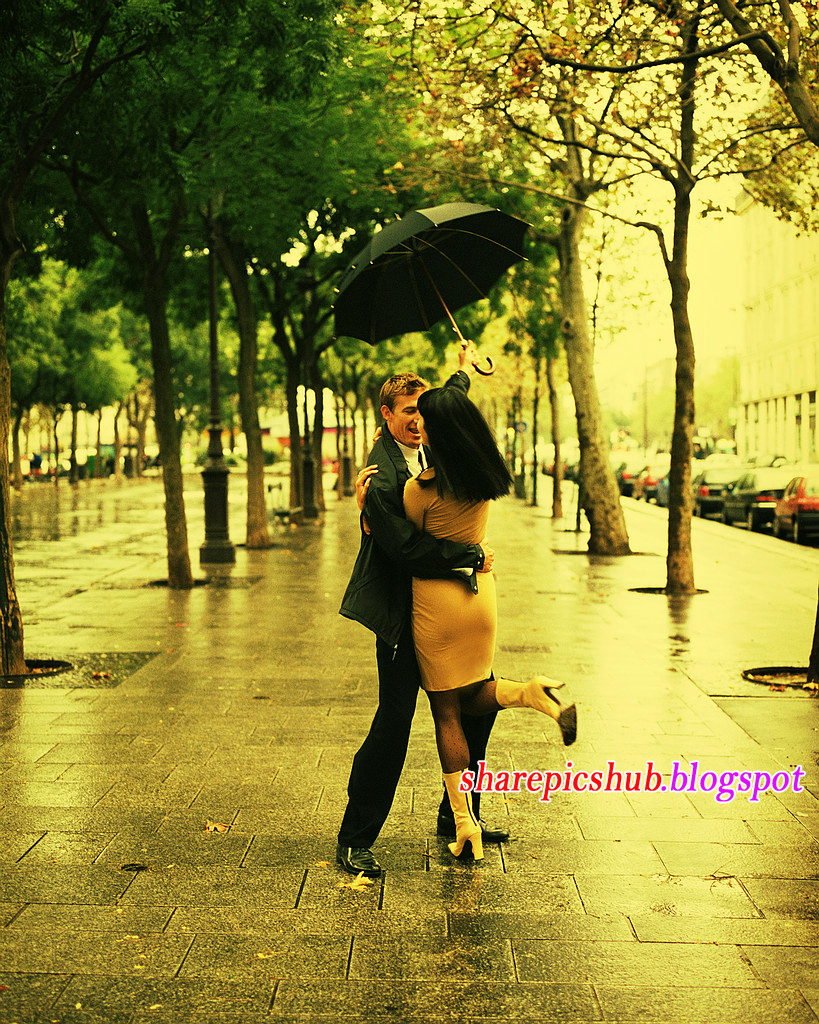 lluvia romántico fondo de pantalla,paraguas,lluvia,árbol,calzado,fotografía