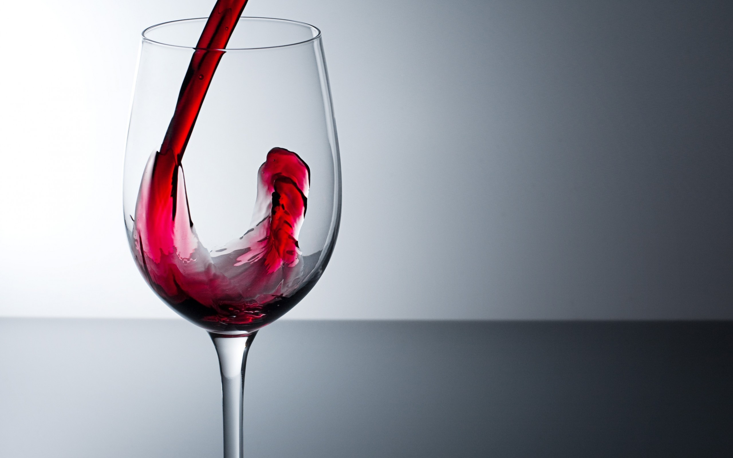ワインの壁紙のhd,ワイングラス,ガラス,脚付きグラス,シャンパンの脚付きグラス,水