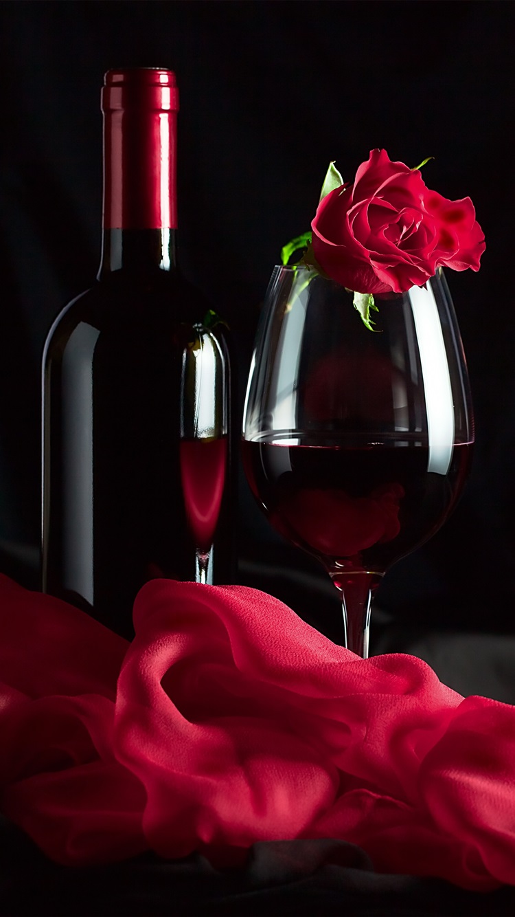 ワイングラスの壁紙,ワイングラス,脚付きグラス,赤ワイン,静物写真,ガラス瓶