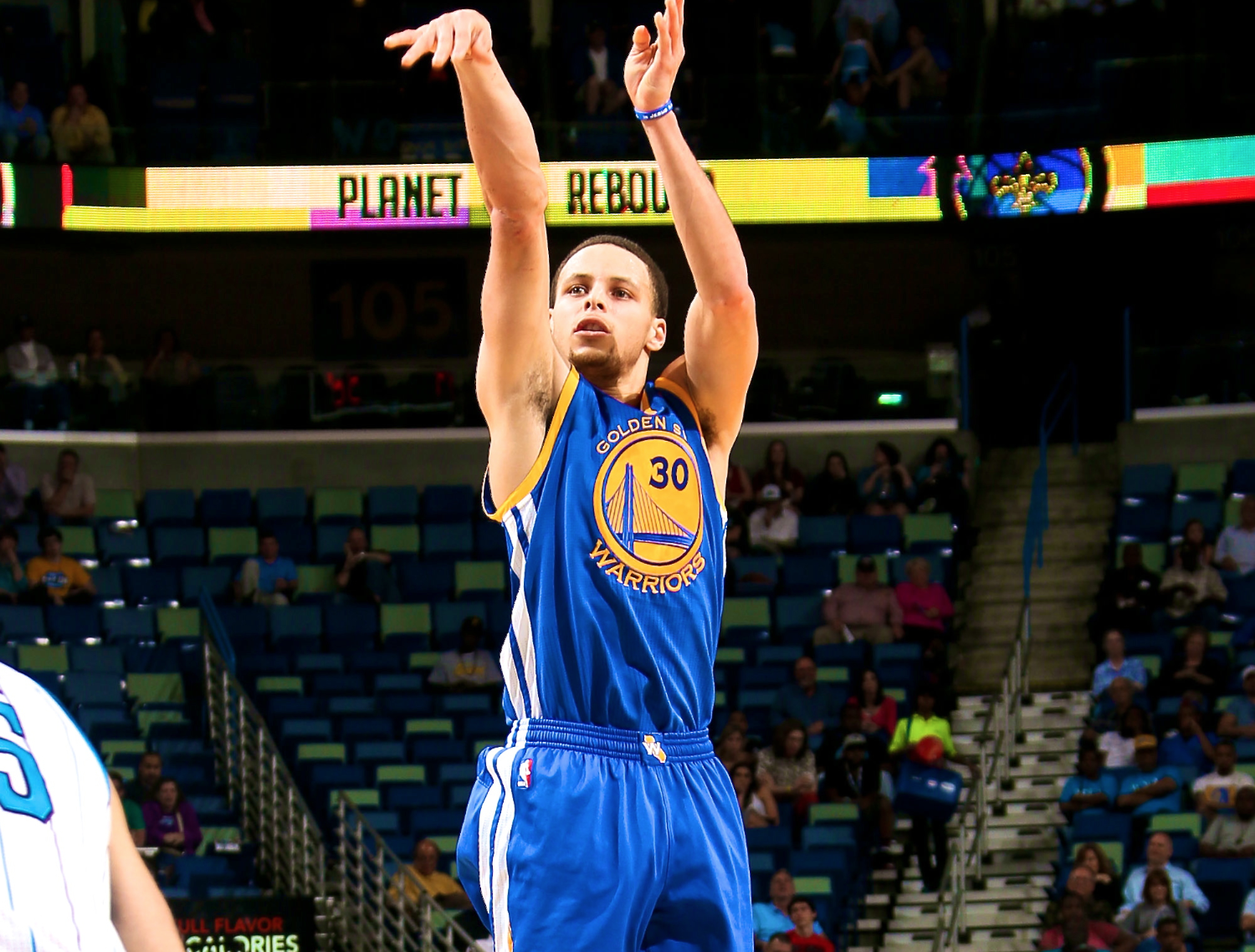 fond d'écran stephen curry tir,mouvements de basket ball,des sports,basketball,joueur de basketball,tenue de sport