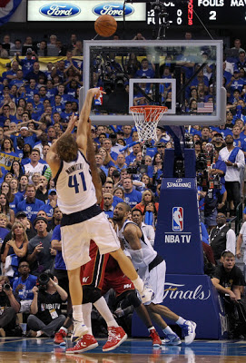 fond d'écran dirk nowitzki,des sports,mouvements de basket ball,joueur de basketball,basketball,joueur