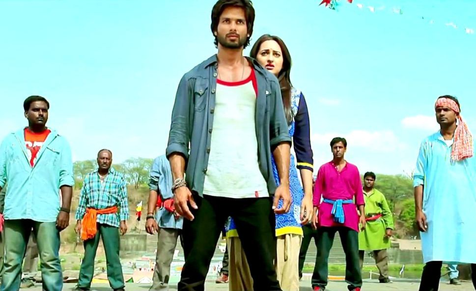 shahid kapoor hd wallpaper r rajkumar,social group,youth,community,fun,leisure