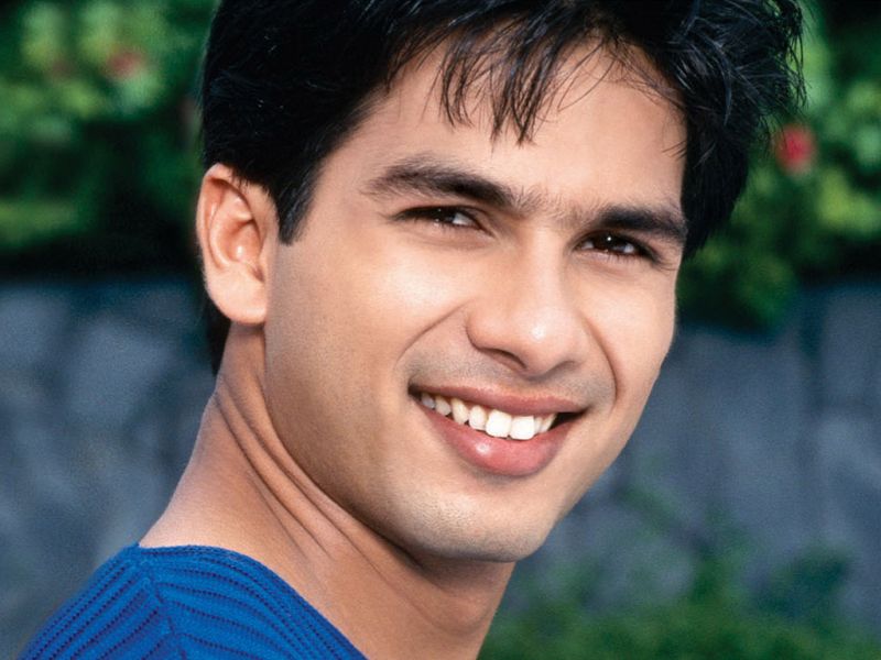 fond d'écran shahid kapoor ke,cheveux,visage,front,sourire,sourcil