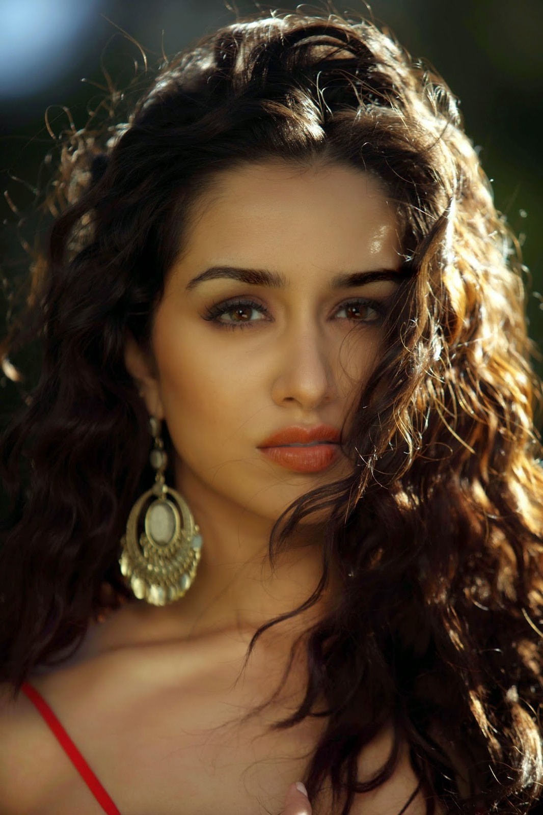 kapoor wallpaper,hair,hairstyle,eyebrow,beauty,long hair