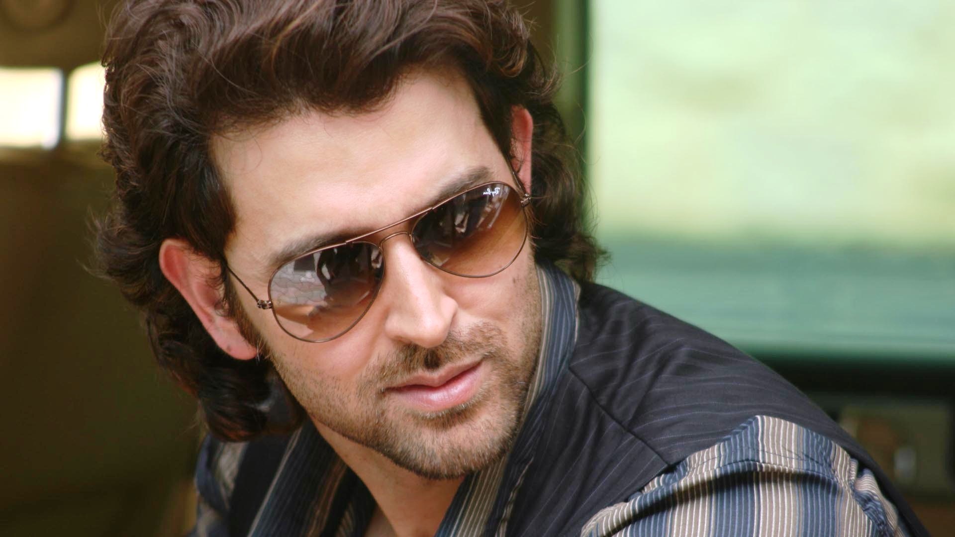 sfondi hrithik roshan nuovo look,occhiali,capelli,occhiali da sole,bicchieri,freddo