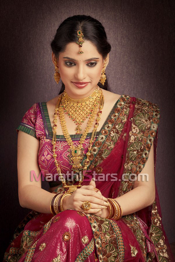 sadi wallpaper,ropa,sari,rosado,beige,tradicion