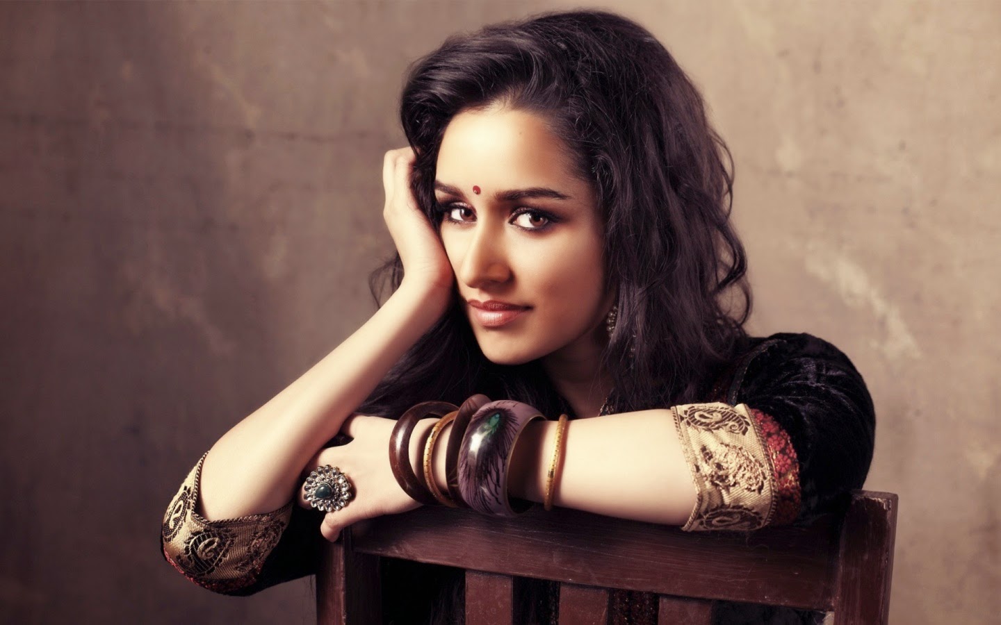 hd actress wallpapers for mobile,hair,beauty,photo shoot,hairstyle,photography
