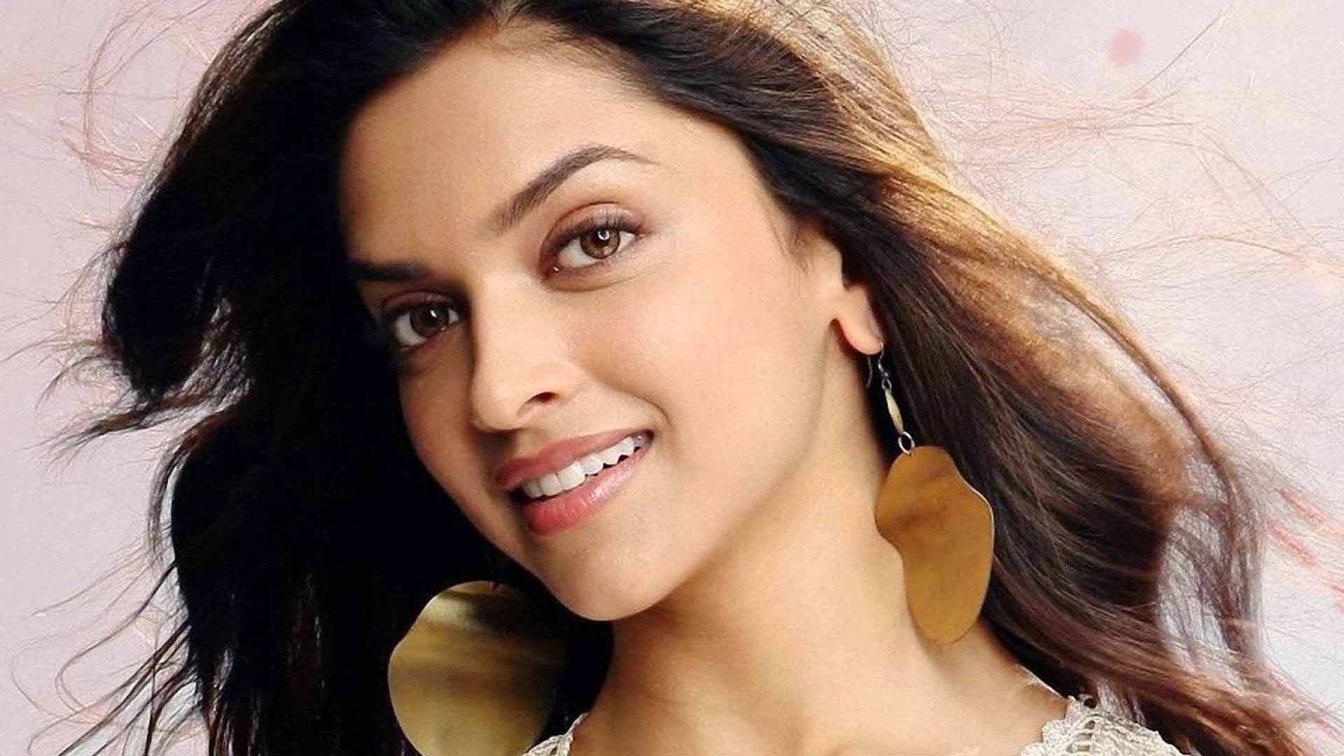 bollywood mädchen hd wallpaper,haar,gesicht,augenbraue,lippe,frisur