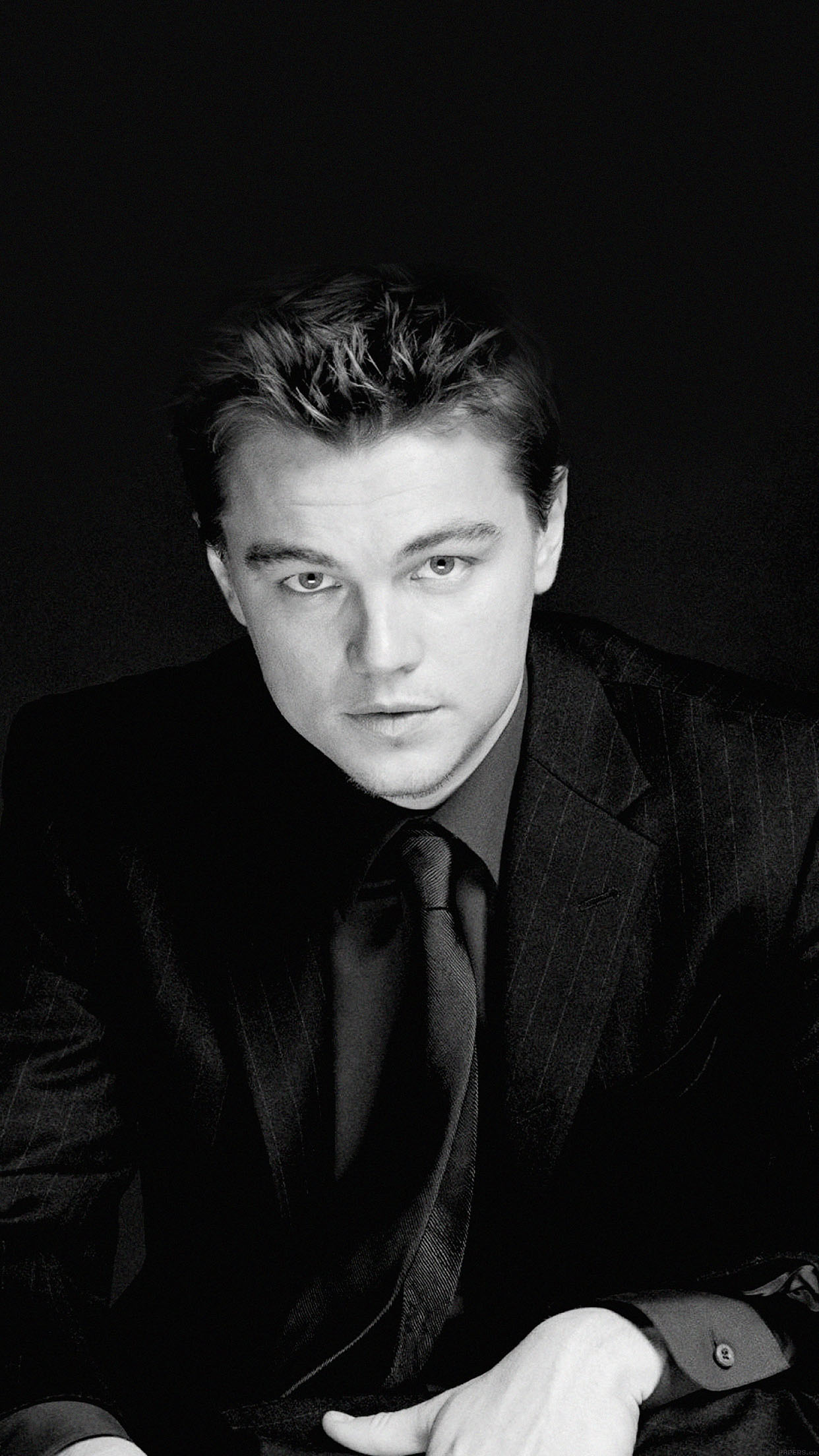 leonardo dicaprio iphone wallpaper,photograph,face,forehead,eyebrow,chin