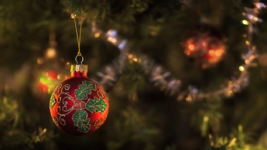 ハッピークリスマスのhd壁紙,クリスマスオーナメント,クリスマス,クリスマスの飾り,クリスマスツリー,赤
